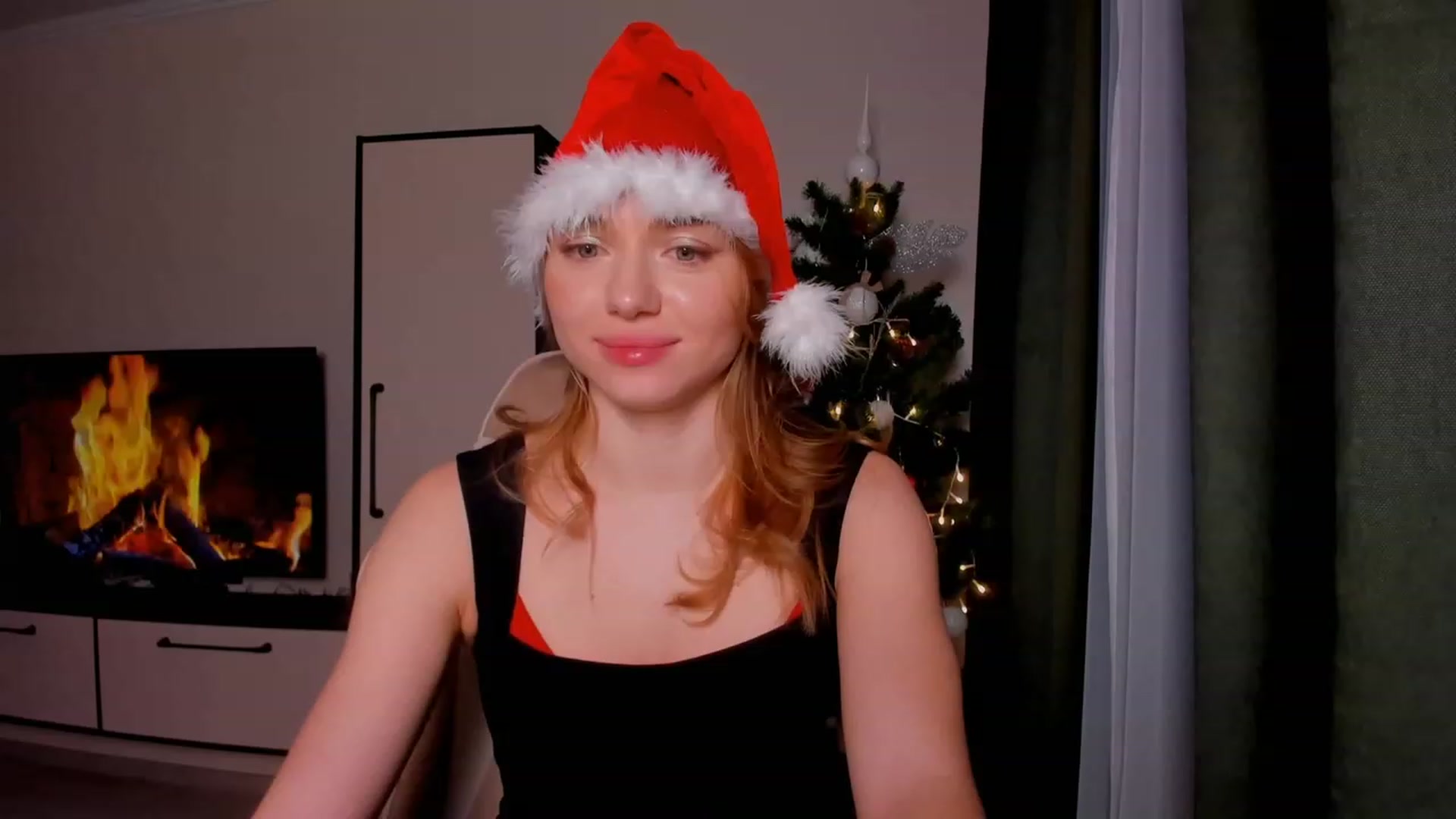 Gallery image thumbnail from Make_my_Luck's myfreecams stream on, 12/24/2023, 13:16 image 6 of 20