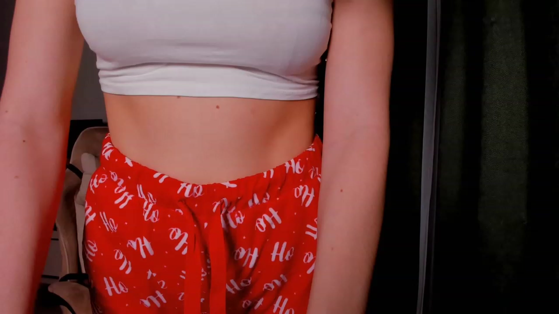 Gallery image thumbnail from Make_my_Luck's myfreecams stream on, 12/25/2023, 21:14 image 12 of 20