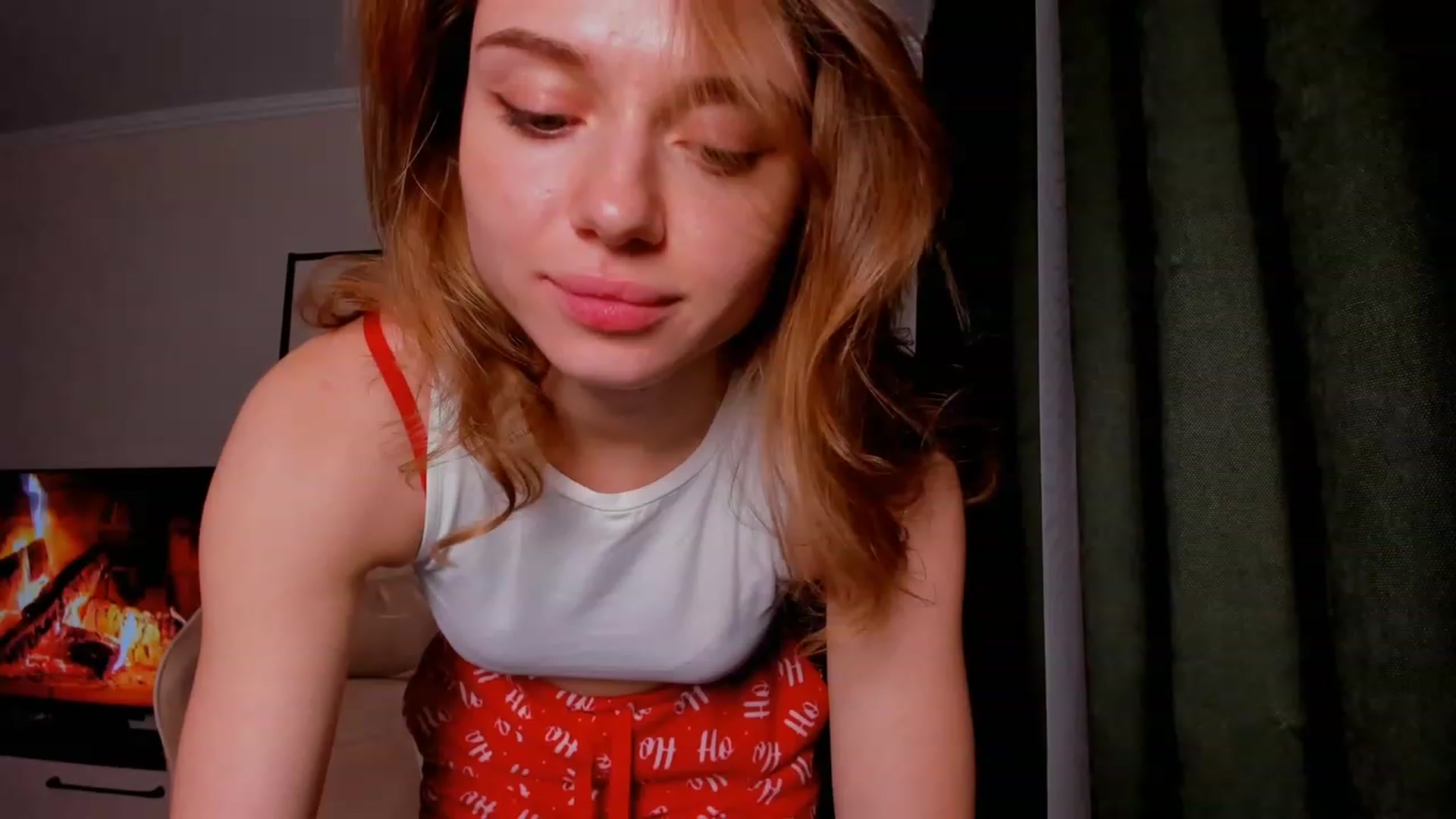 Gallery image thumbnail from Make_my_Luck's myfreecams stream on, 12/25/2023, 21:55 image 9 of 20