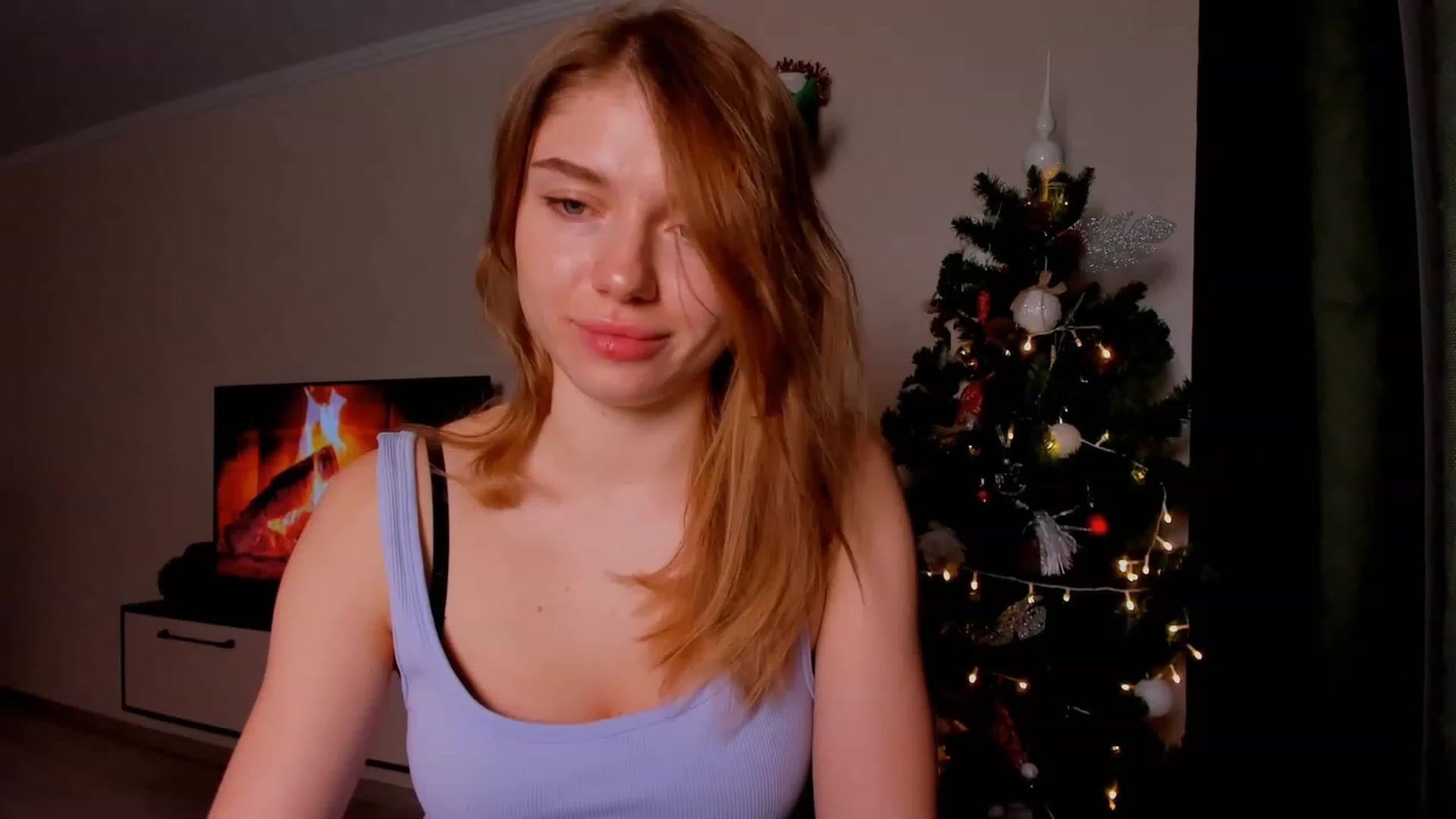 Gallery image thumbnail from Make_my_Luck's myfreecams stream on, 12/26/2023, 19:46 image 3 of 20