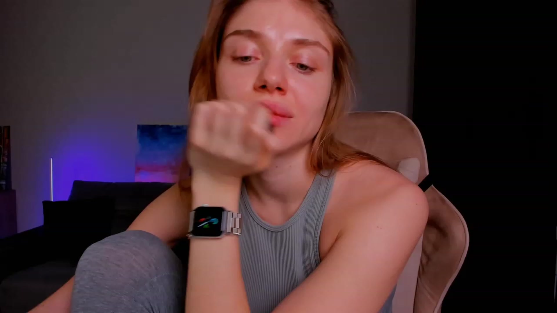 Gallery image thumbnail from Make_my_Luck's myfreecams stream on, 01/16/2024, 19:18 image 12 of 20