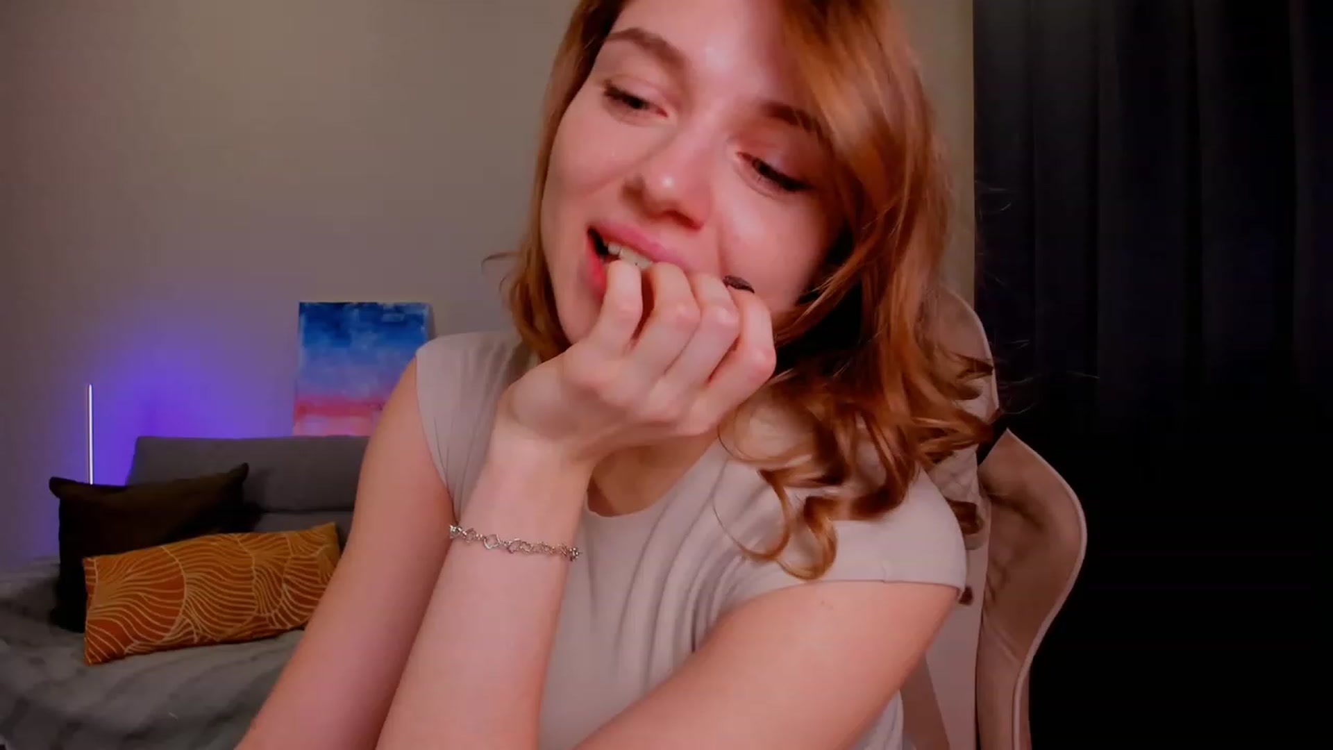 Gallery image thumbnail from Make_my_Luck's myfreecams stream on, 01/17/2024, 16:35 image 11 of 20
