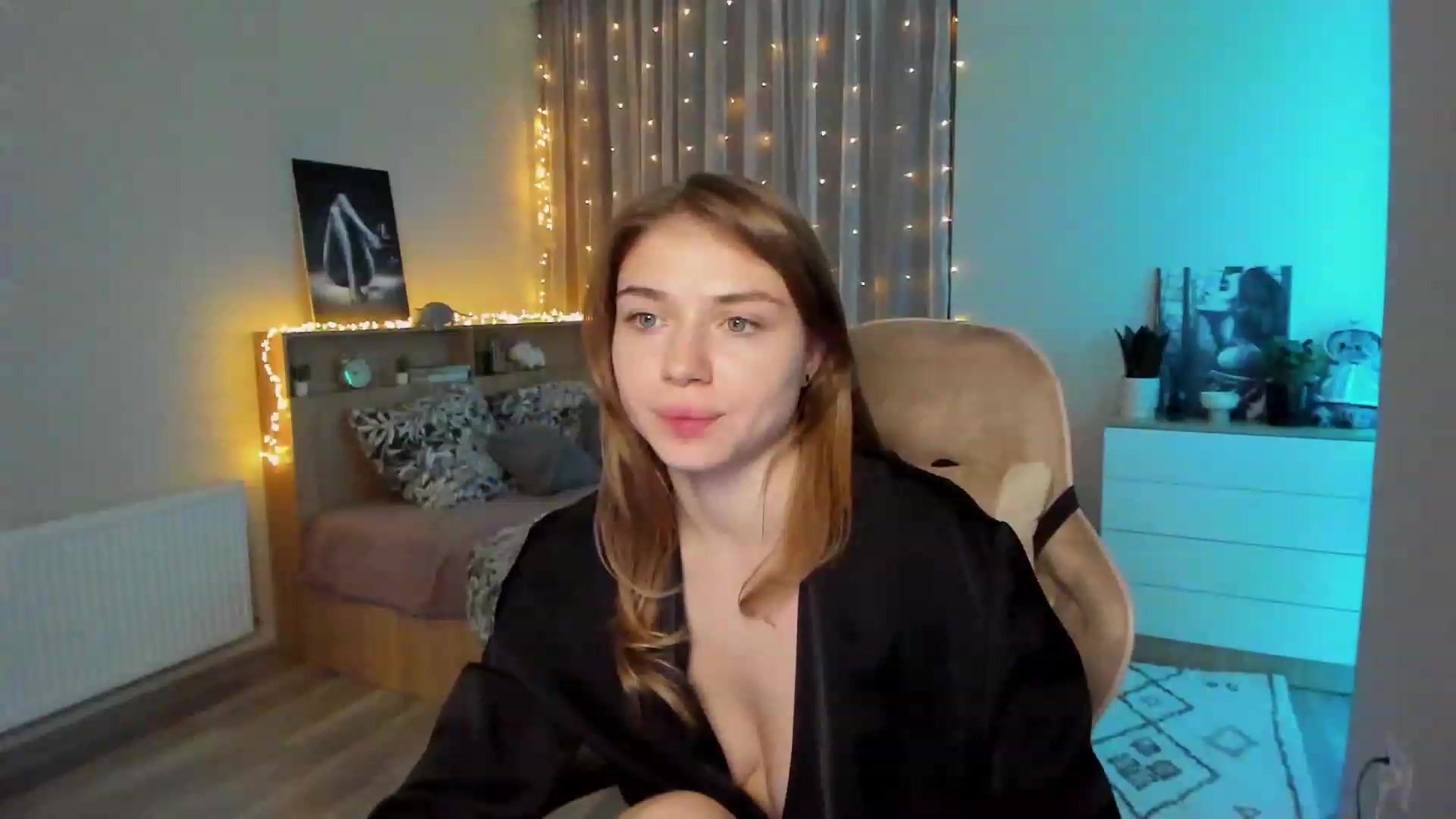 Gallery image thumbnail from Make_my_Luck's myfreecams stream on, 01/21/2024, 15:11 image 3 of 20