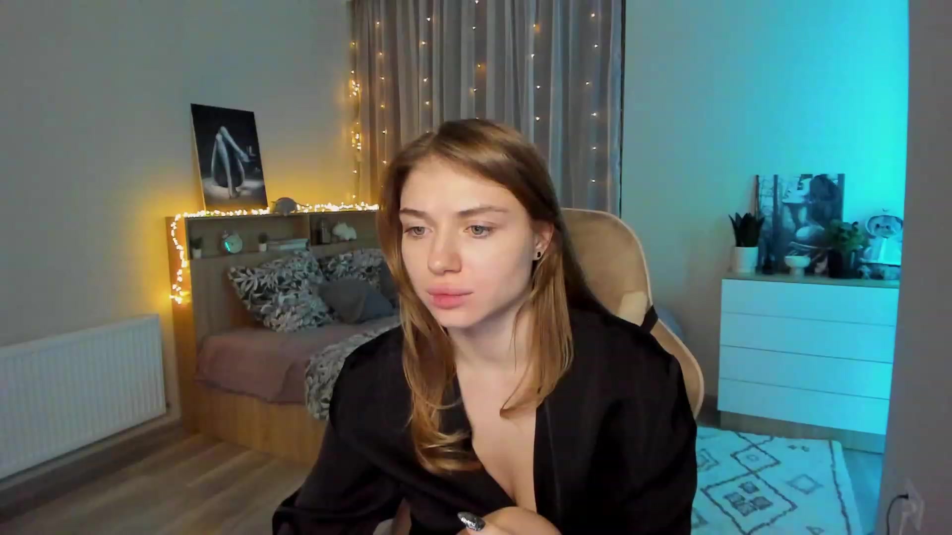 Gallery image thumbnail from Make_my_Luck's myfreecams stream on, 01/21/2024, 15:11 image 2 of 20
