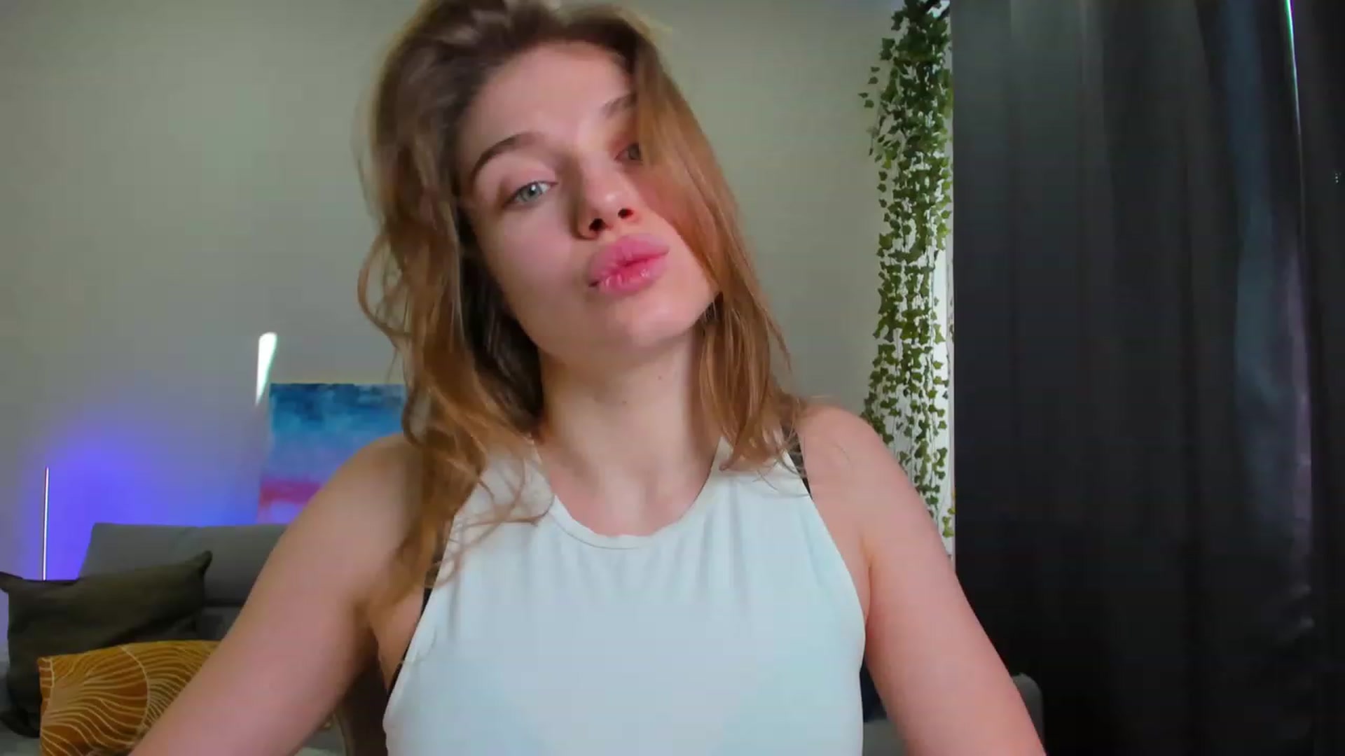 Gallery image thumbnail from Make_my_Luck's myfreecams stream on, 01/24/2024, 07:21 image 20 of 20