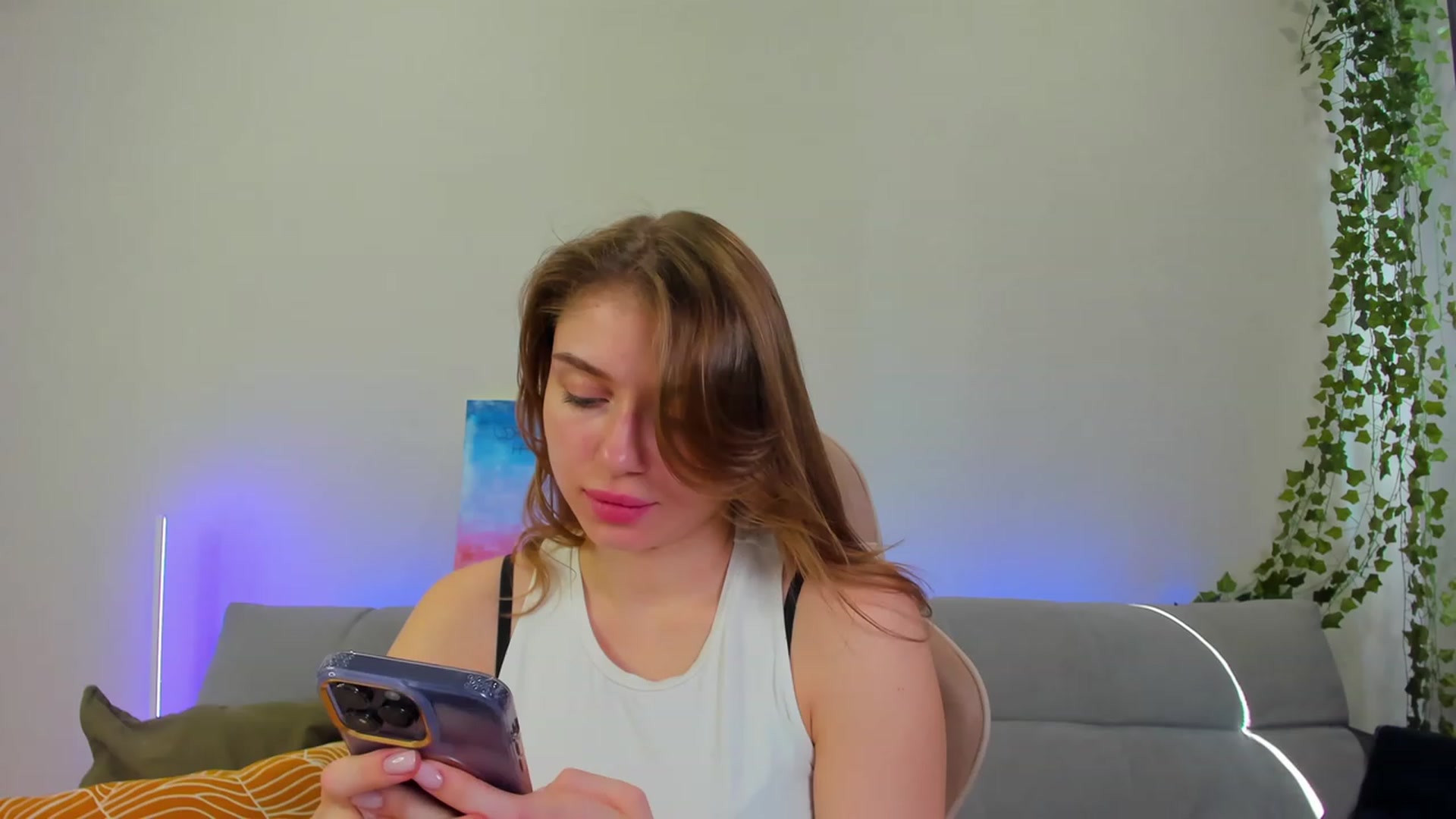Gallery image thumbnail from Make_my_Luck's myfreecams stream on, 01/24/2024, 09:11 image 6 of 20