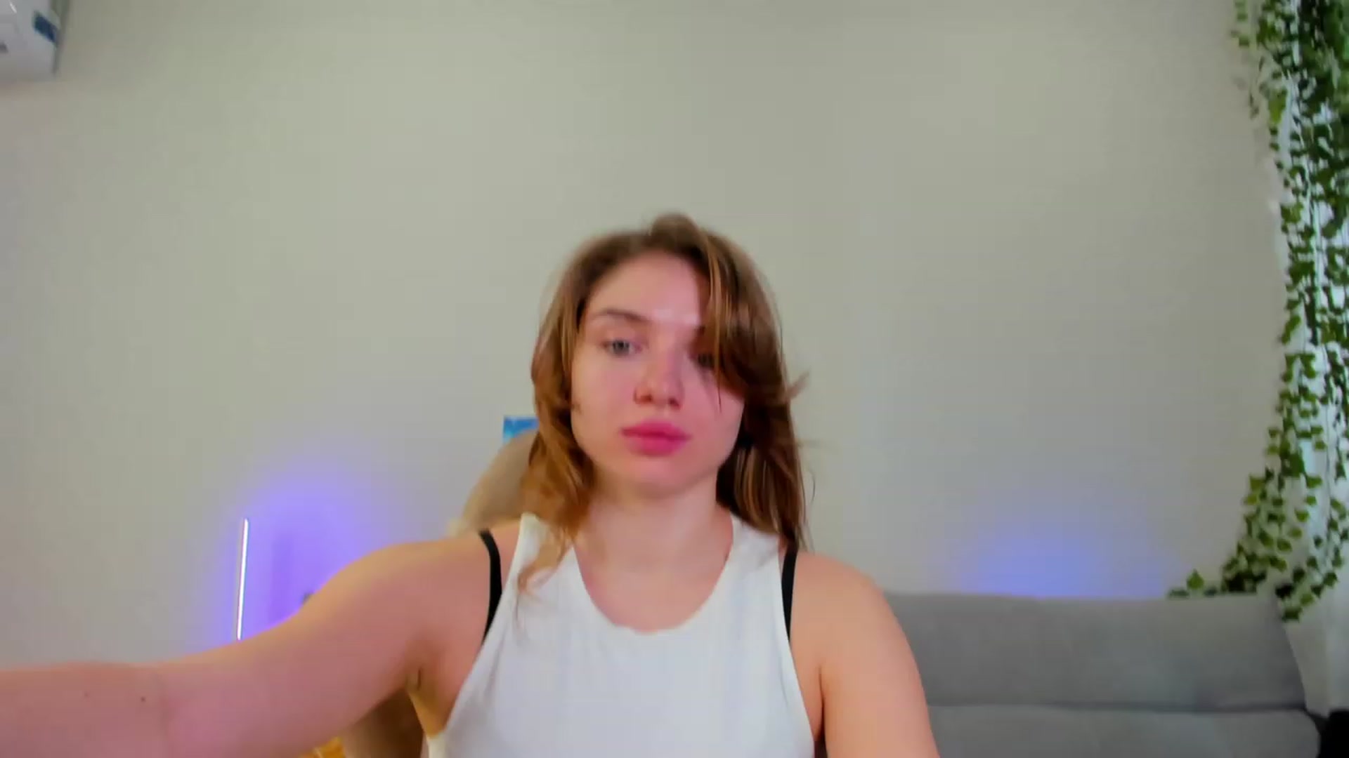 Gallery image thumbnail from Make_my_Luck's myfreecams stream on, 01/24/2024, 09:11 image 18 of 20