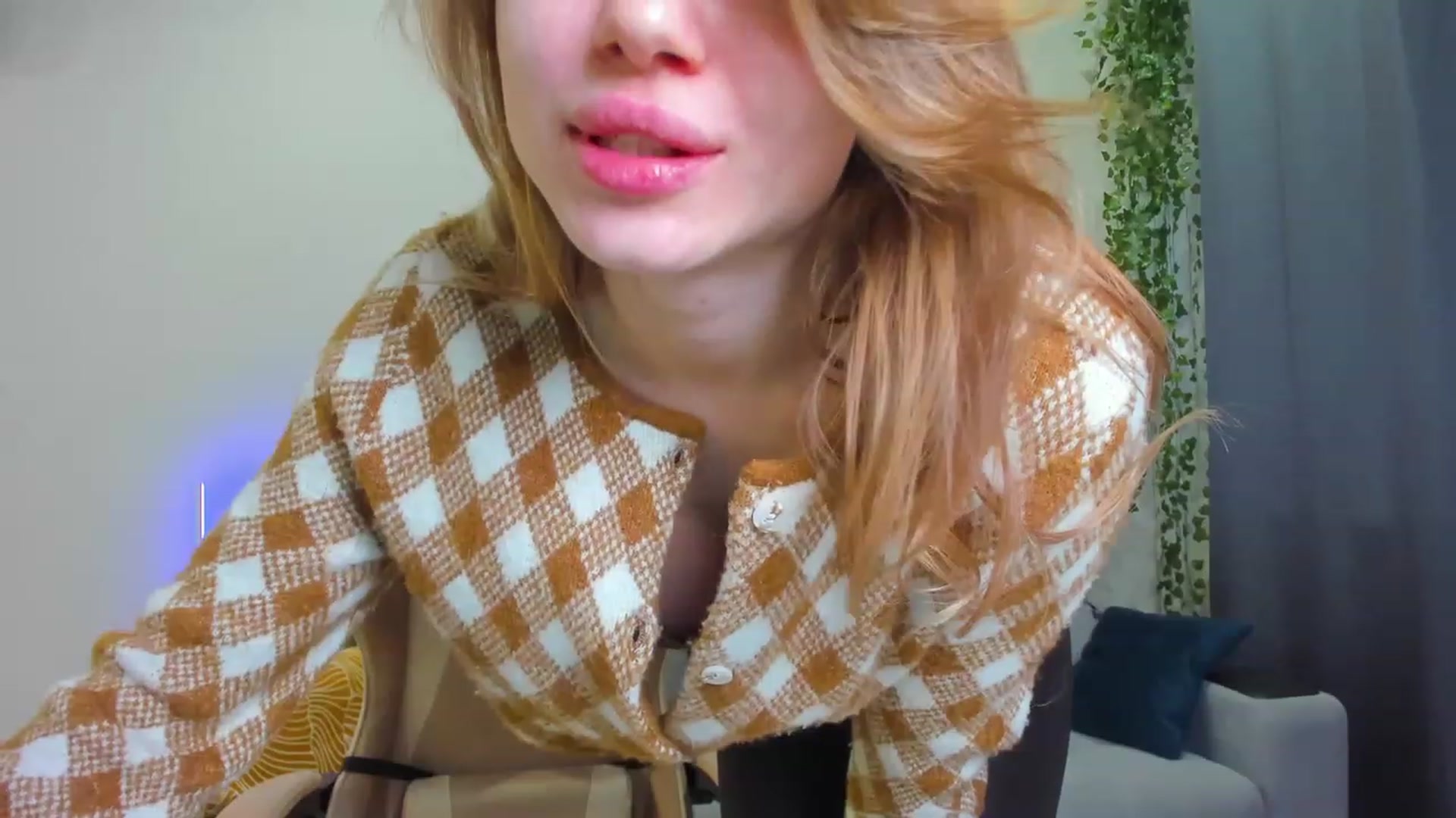 Gallery image thumbnail from Make_my_Luck's myfreecams stream on, 01/25/2024, 13:17 image 12 of 20