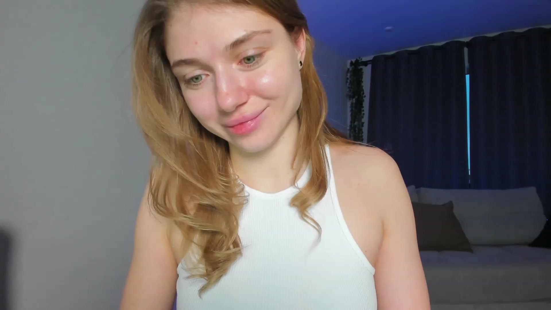 Gallery image thumbnail from Make_my_Luck's myfreecams stream on, 01/29/2024, 14:13 image 10 of 20