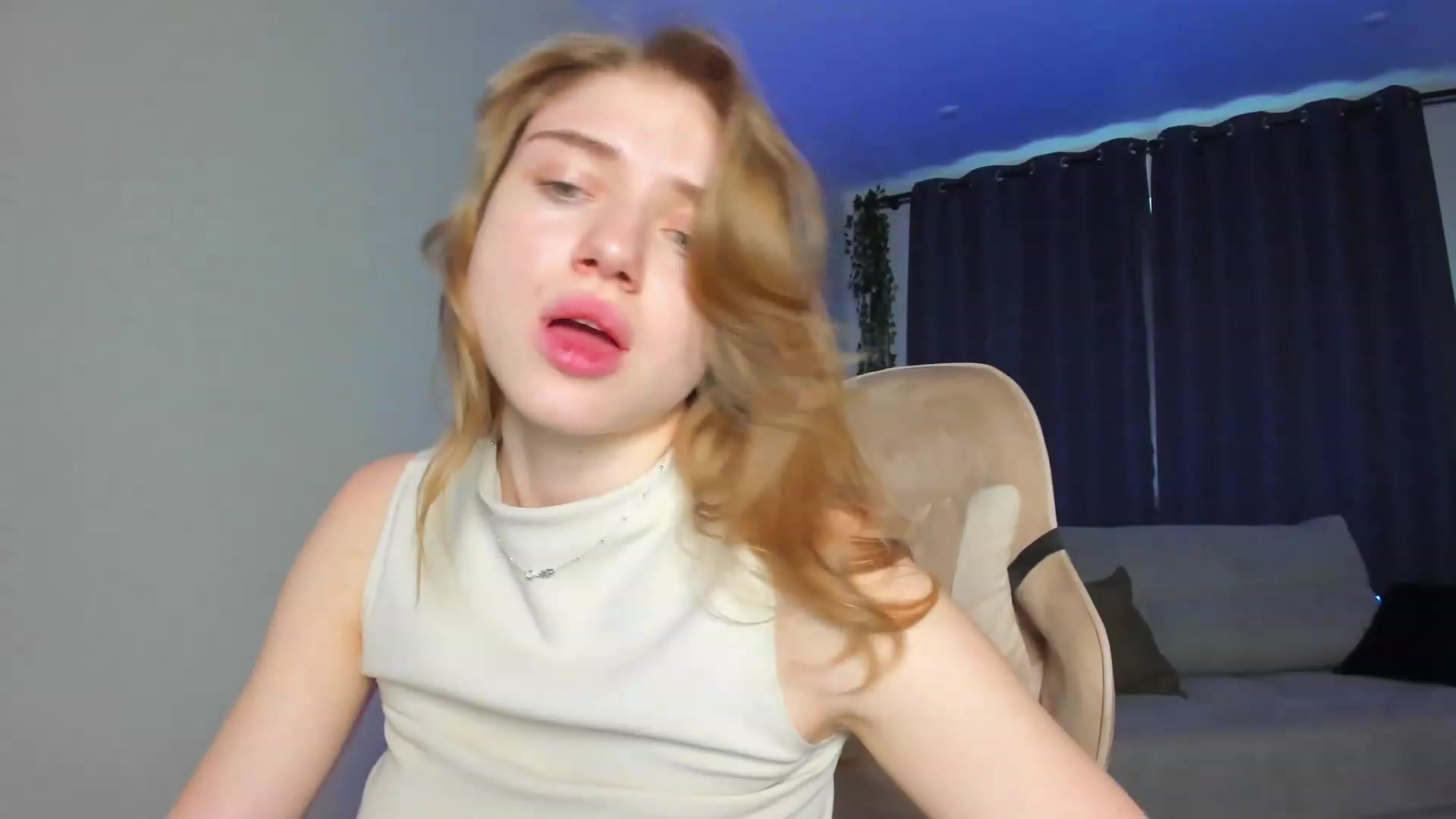 Gallery image thumbnail from Make_my_Luck's myfreecams stream on, 02/04/2024, 13:01 image 8 of 20