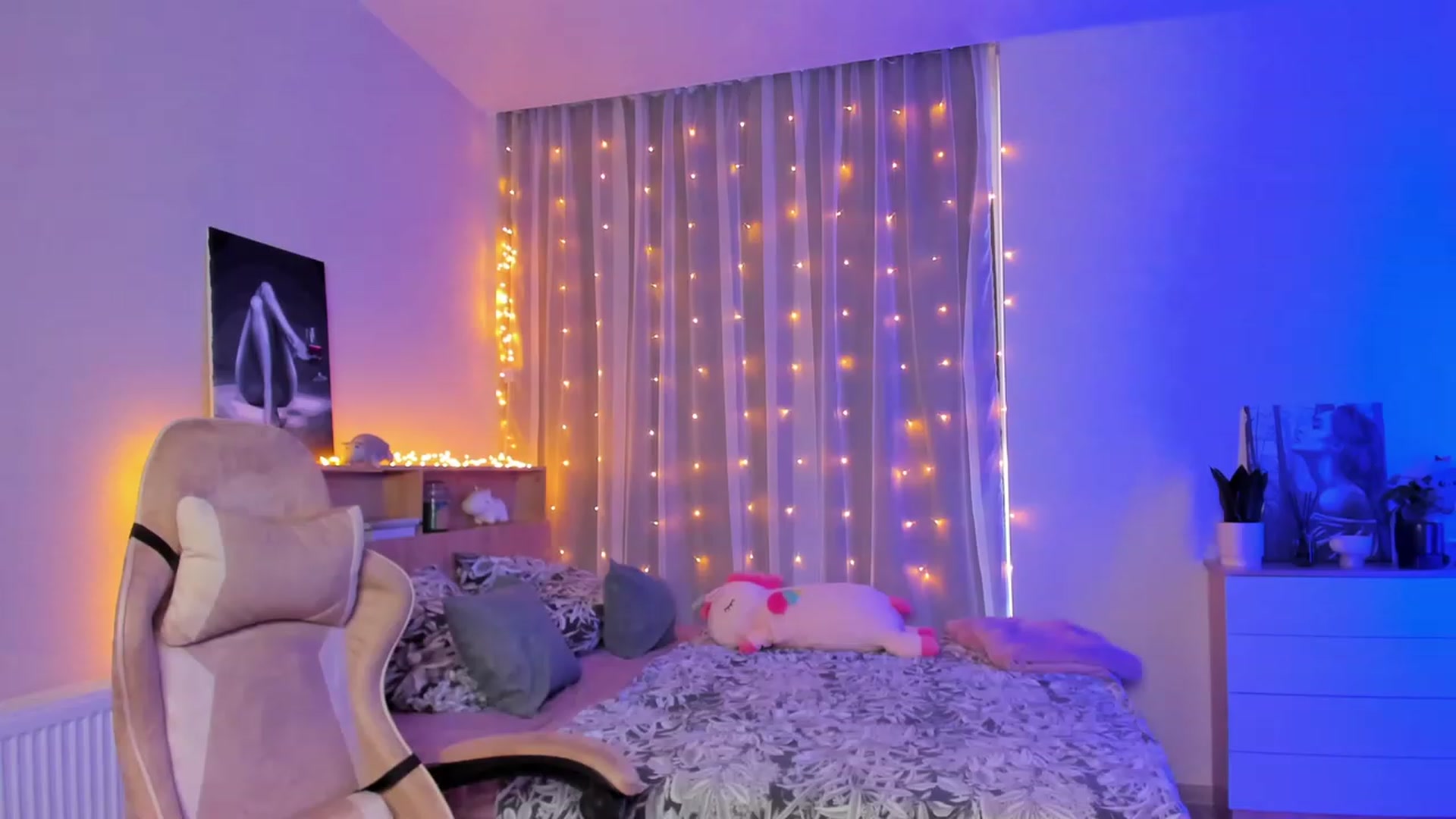 Gallery image thumbnail from Make_my_Luck's myfreecams stream on, 02/09/2024, 12:59 image 15 of 20