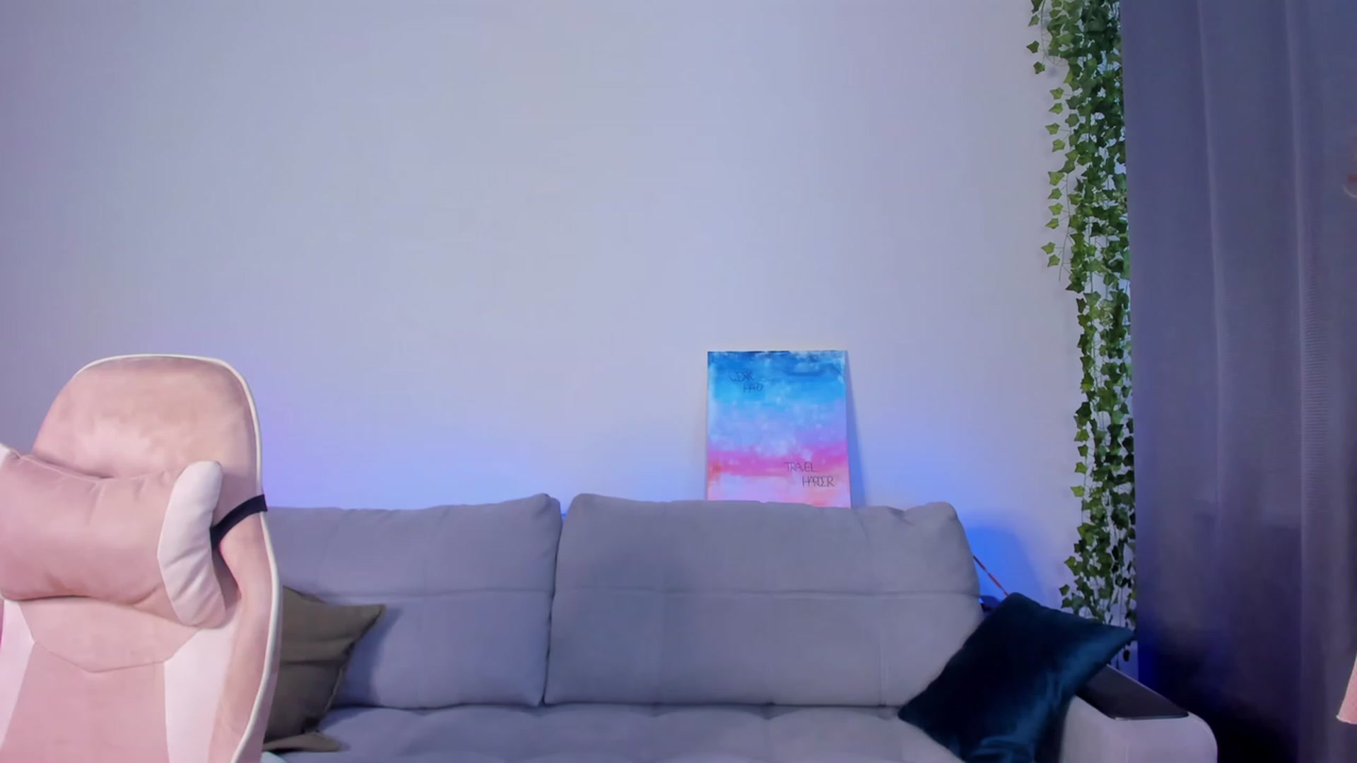 Gallery image thumbnail from Make_my_Luck's myfreecams stream on, 02/14/2024, 07:38 image 13 of 20
