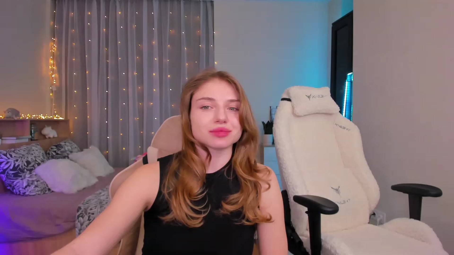 Gallery image thumbnail from Make_my_Luck's myfreecams stream on, 02/20/2024, 18:34 image 5 of 20