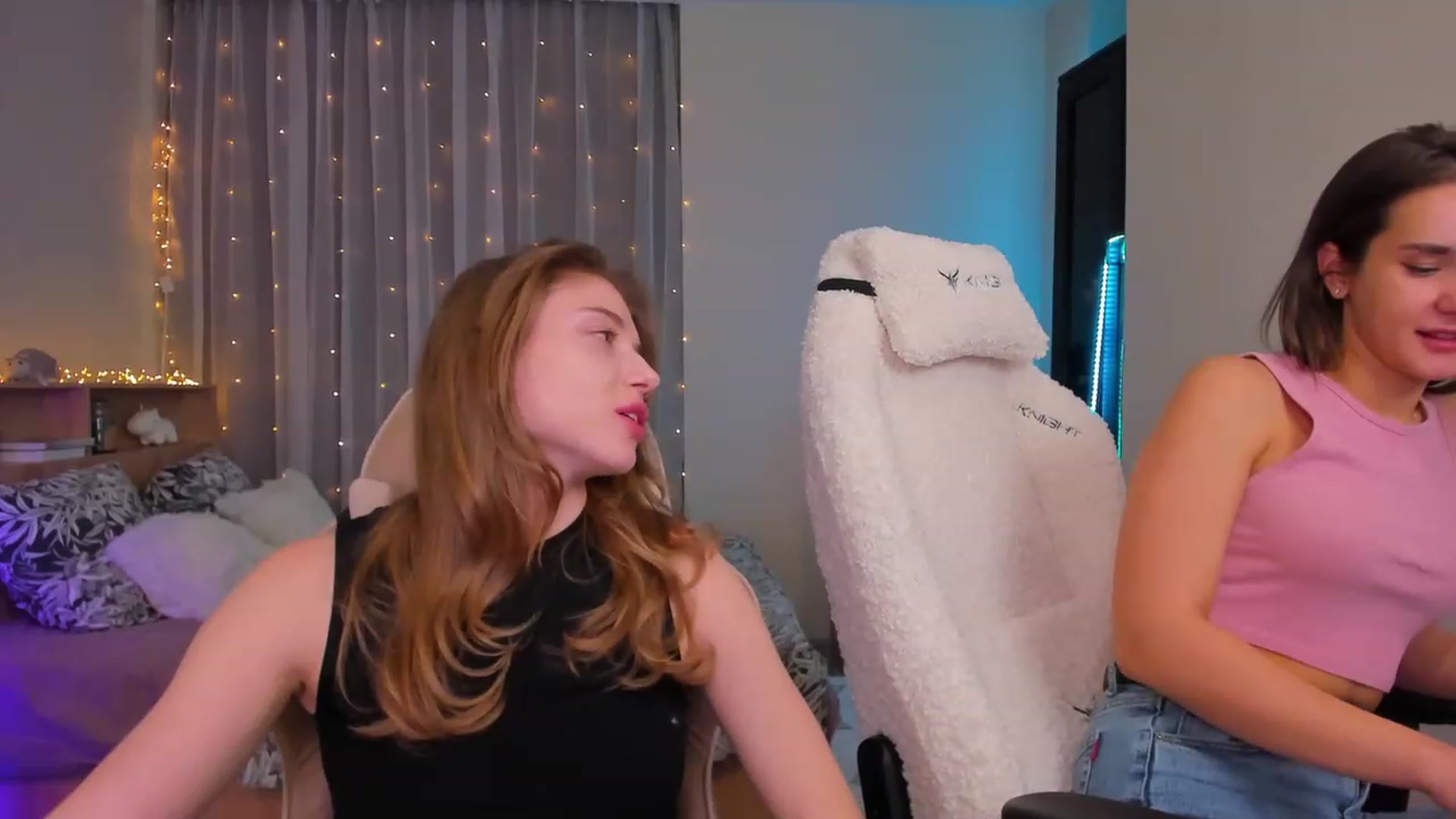 Gallery image thumbnail from Make_my_Luck's myfreecams stream on, 02/20/2024, 18:34 image 8 of 20