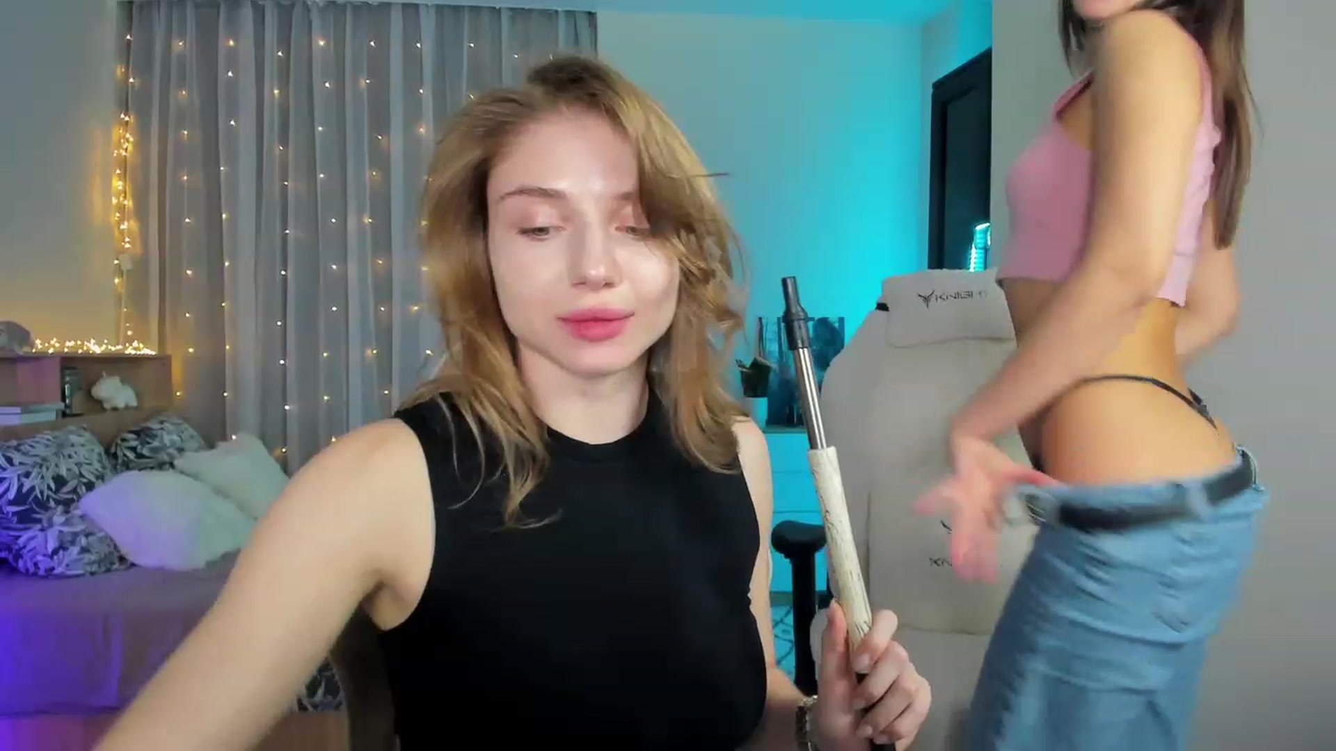 Gallery image thumbnail from Make_my_Luck's myfreecams stream on, 02/20/2024, 18:34 image 20 of 20