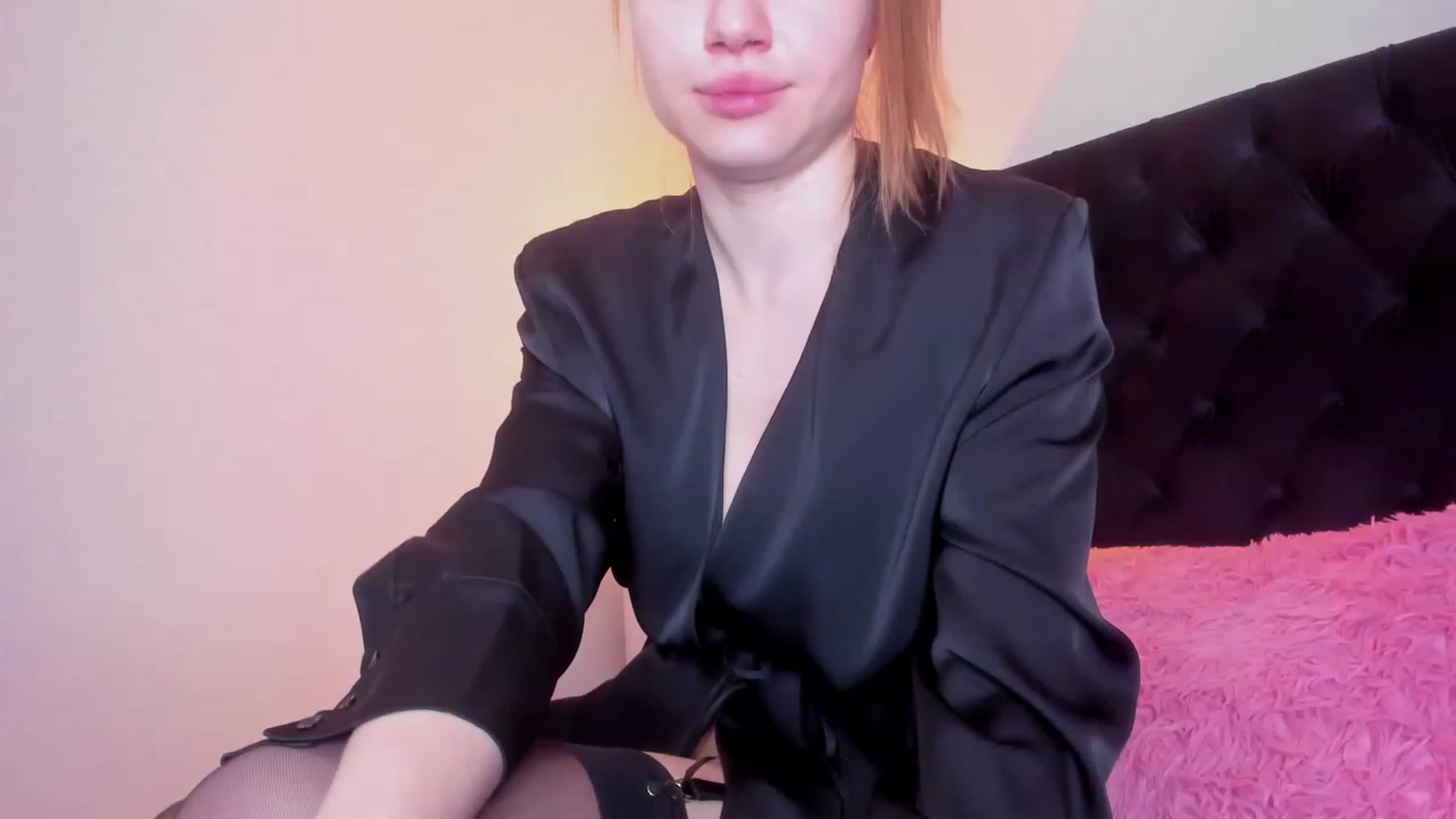 Gallery image thumbnail from Make_my_Luck's myfreecams stream on, 02/23/2024, 23:07 image 16 of 20