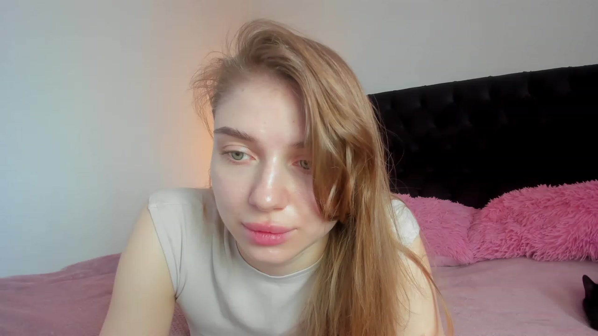 Gallery image thumbnail from Make_my_Luck's myfreecams stream on, 02/24/2024, 09:33 image 17 of 20