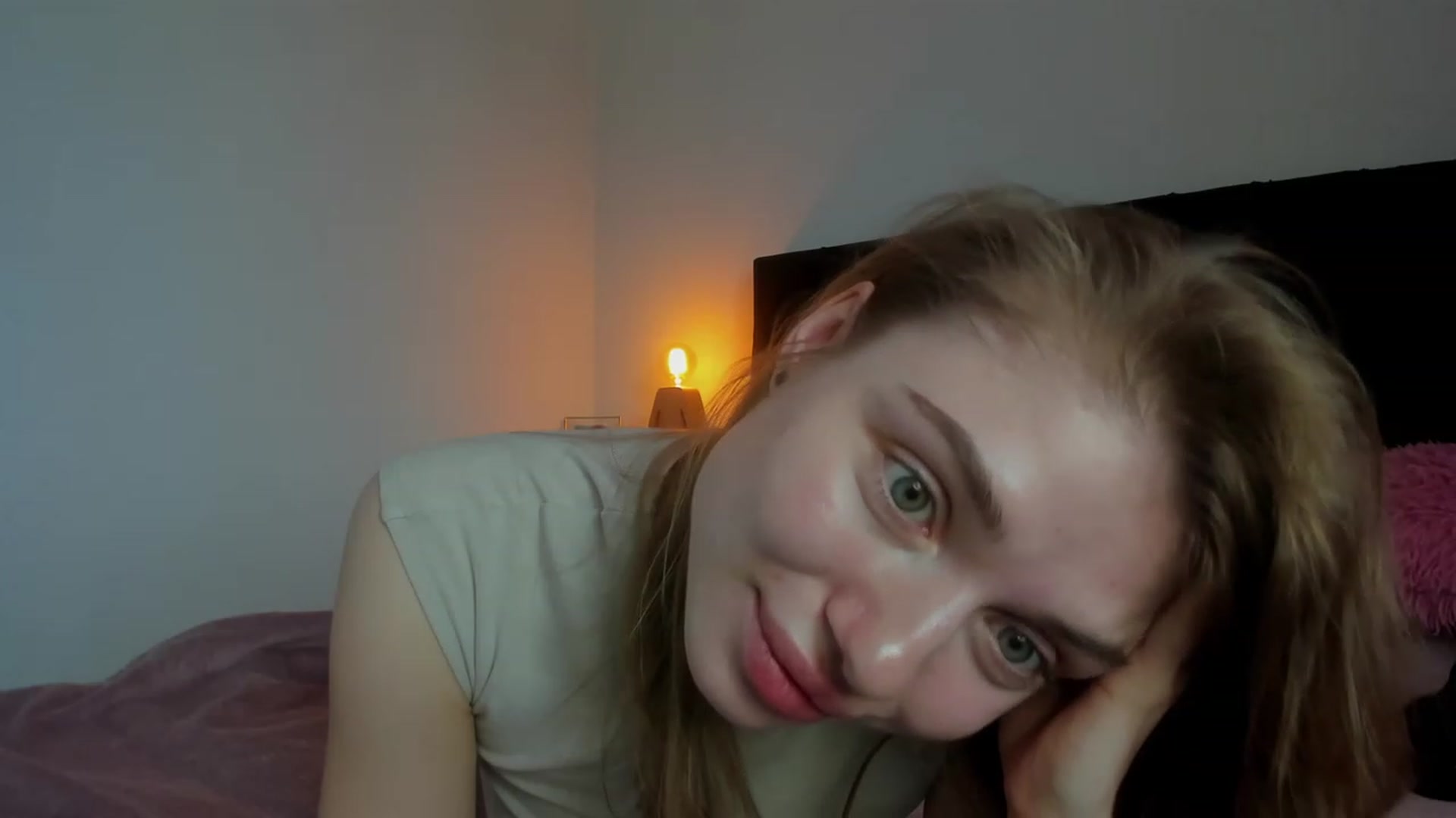 Gallery image thumbnail from Make_my_Luck's myfreecams stream on, 02/24/2024, 09:33 image 16 of 20