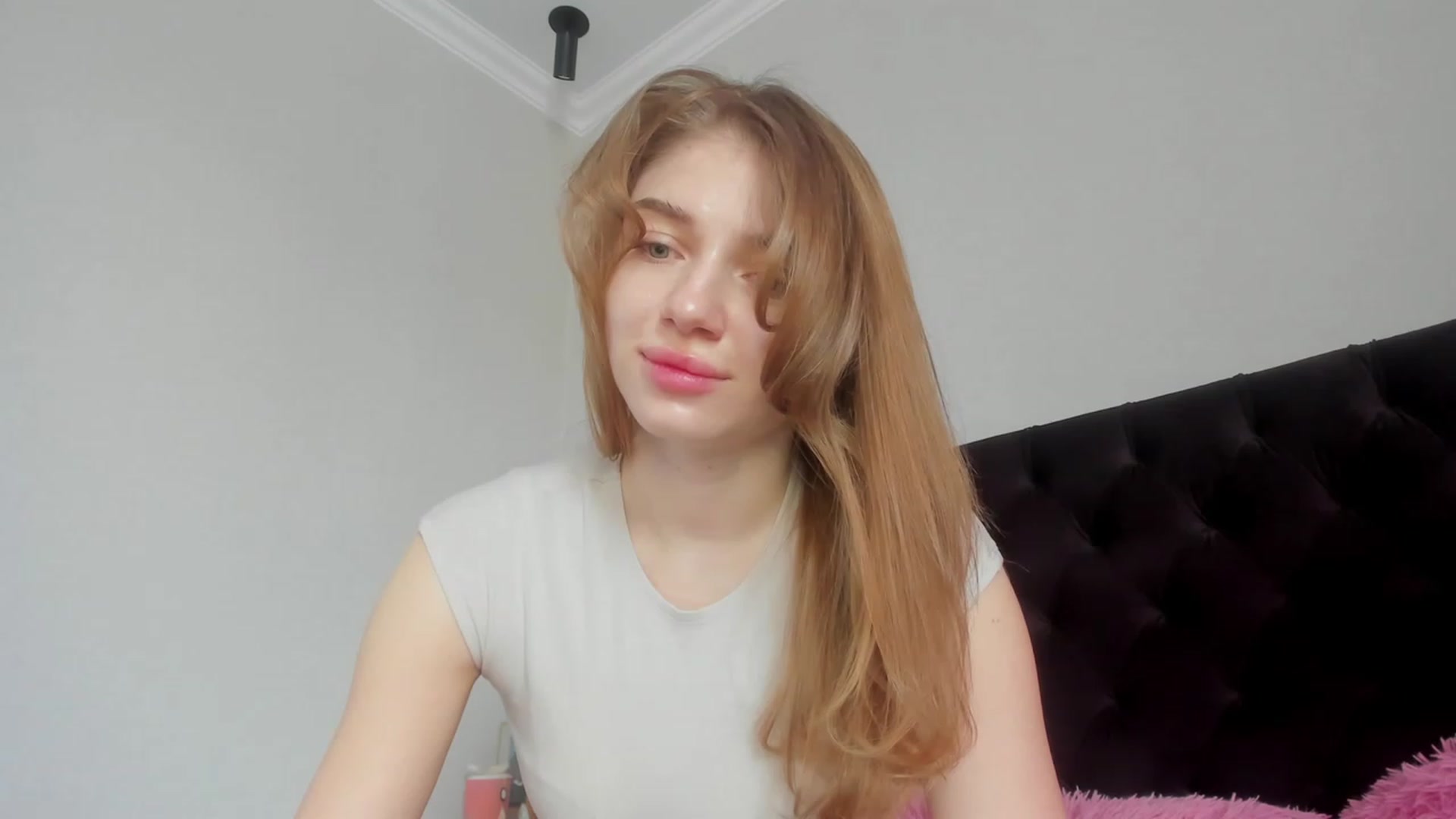 Gallery image thumbnail from Make_my_Luck's myfreecams stream on, 02/24/2024, 09:33 image 1 of 20