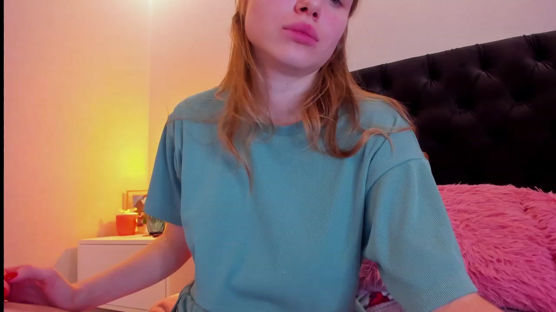 Gallery image thumbnail from Make_my_Luck's myfreecams stream on, 02/29/2024, 20:20 image 19 of 20