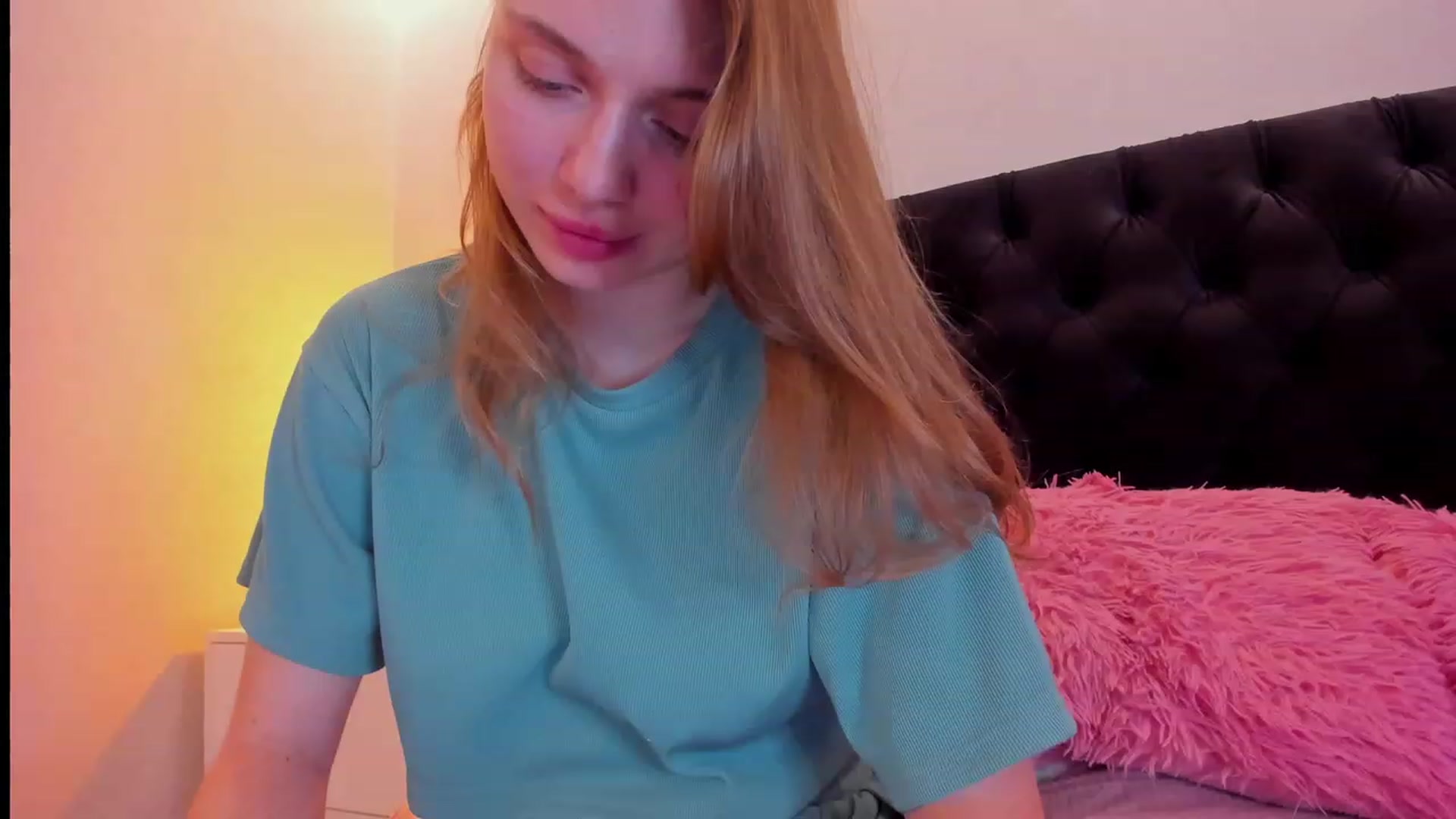 Gallery image thumbnail from Make_my_Luck's myfreecams stream on, 02/29/2024, 20:20 image 20 of 20