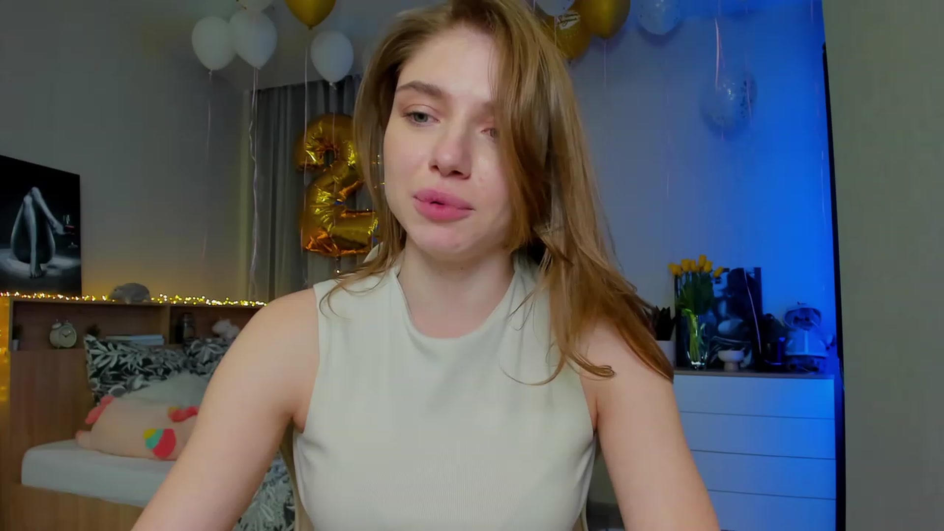 Gallery image thumbnail from Make_my_Luck's myfreecams stream on, 03/08/2024, 17:18 image 14 of 20