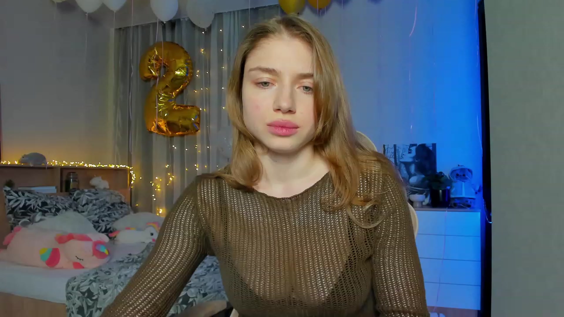 Gallery image thumbnail from Make_my_Luck's myfreecams stream on, 03/10/2024, 16:55 image 17 of 20