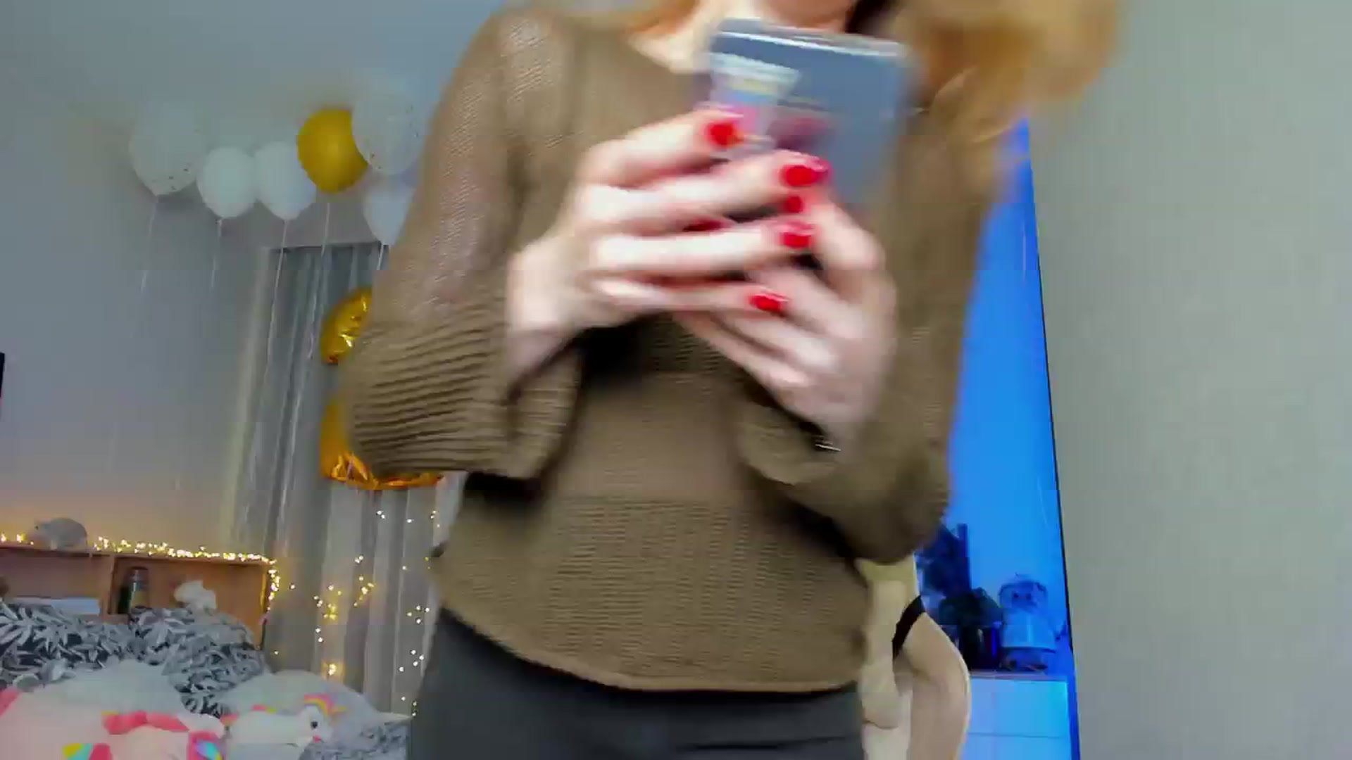 Gallery image thumbnail from Make_my_Luck's myfreecams stream on, 03/10/2024, 18:15 image 3 of 20