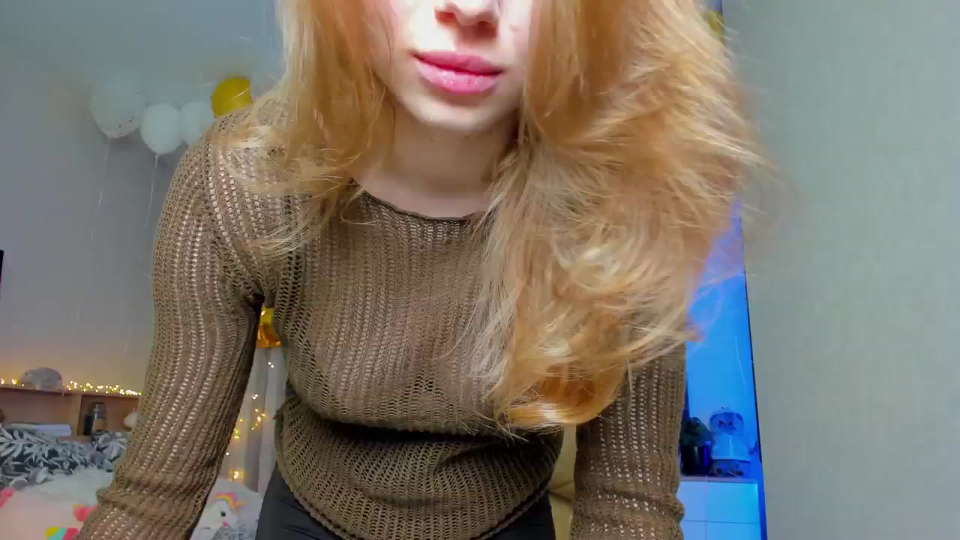 Gallery image thumbnail from Make_my_Luck's myfreecams stream on, 03/10/2024, 18:15 image 5 of 20