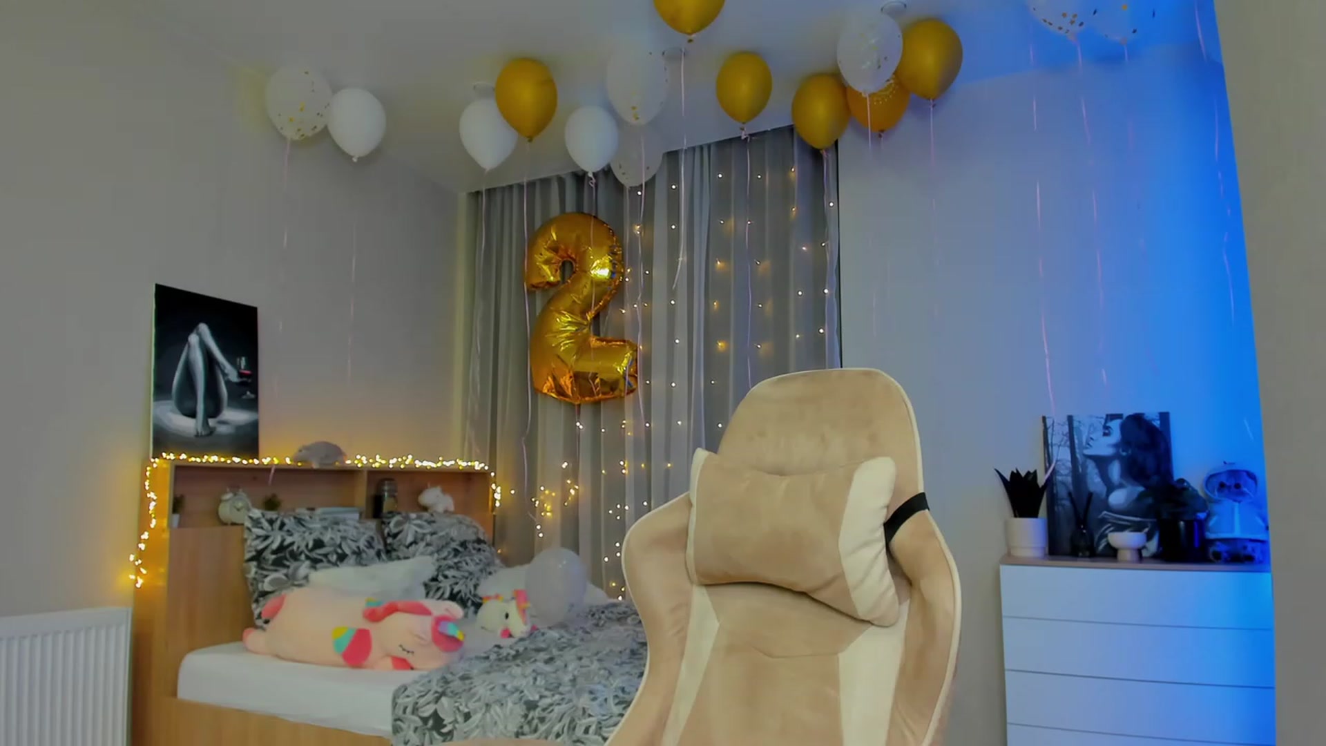 Gallery image thumbnail from Make_my_Luck's myfreecams stream on, 03/12/2024, 18:02 image 16 of 20