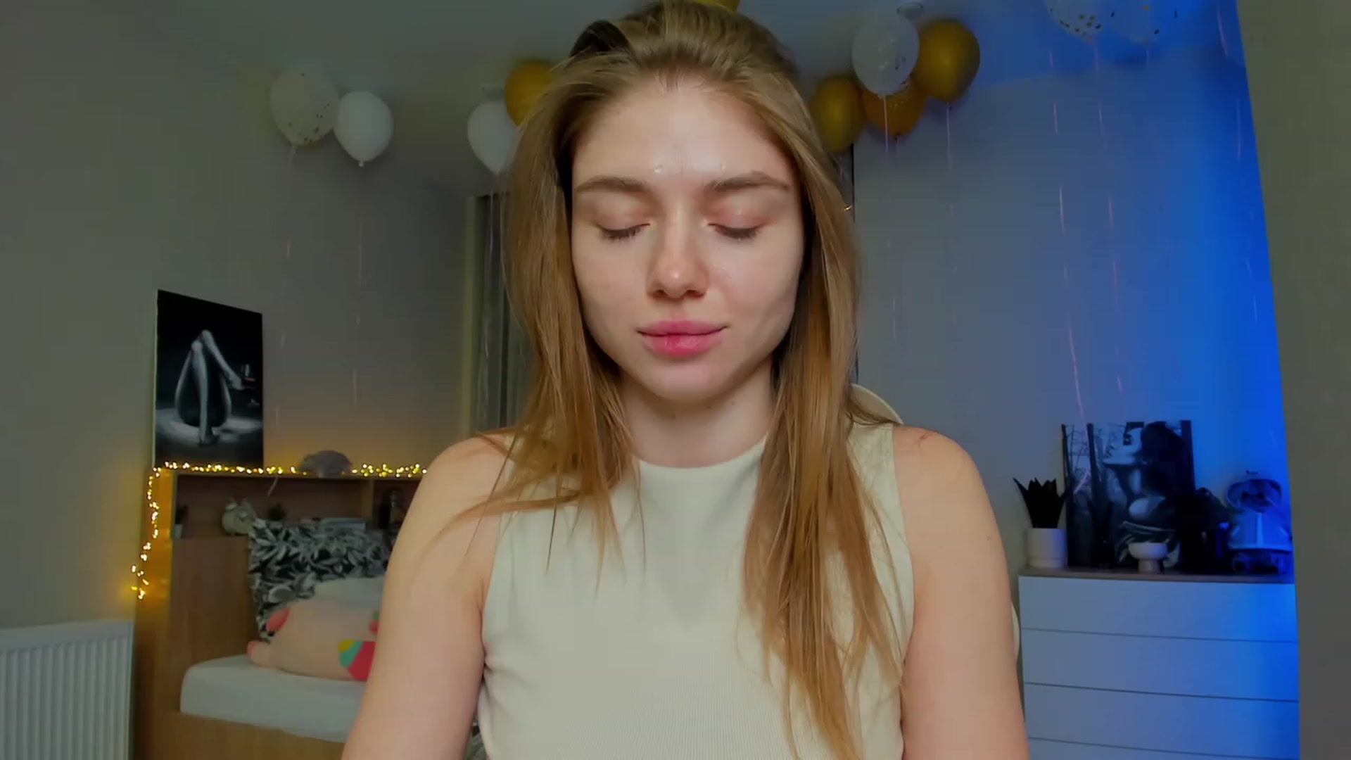 Gallery image thumbnail from Make_my_Luck's myfreecams stream on, 03/12/2024, 18:02 image 2 of 20