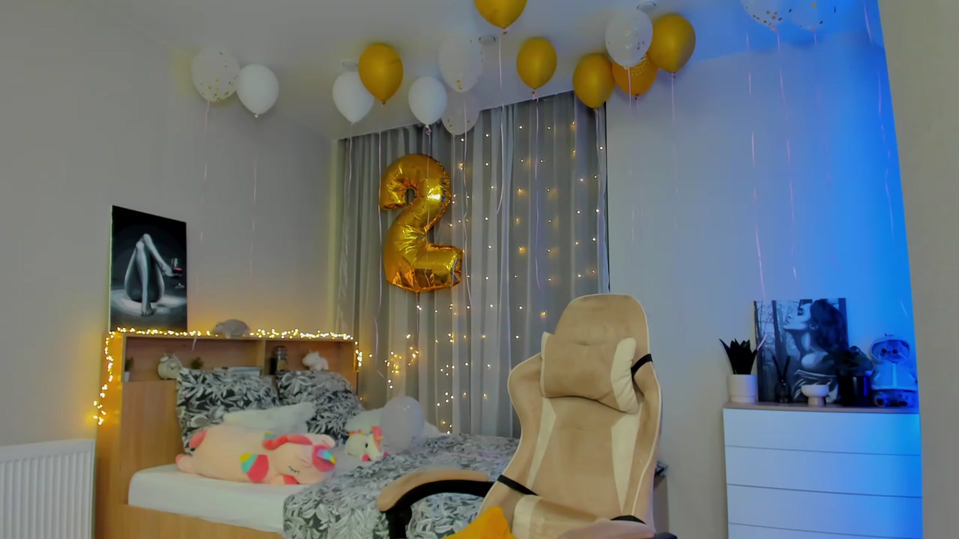 Gallery image thumbnail from Make_my_Luck's myfreecams stream on, 03/12/2024, 18:02 image 14 of 20