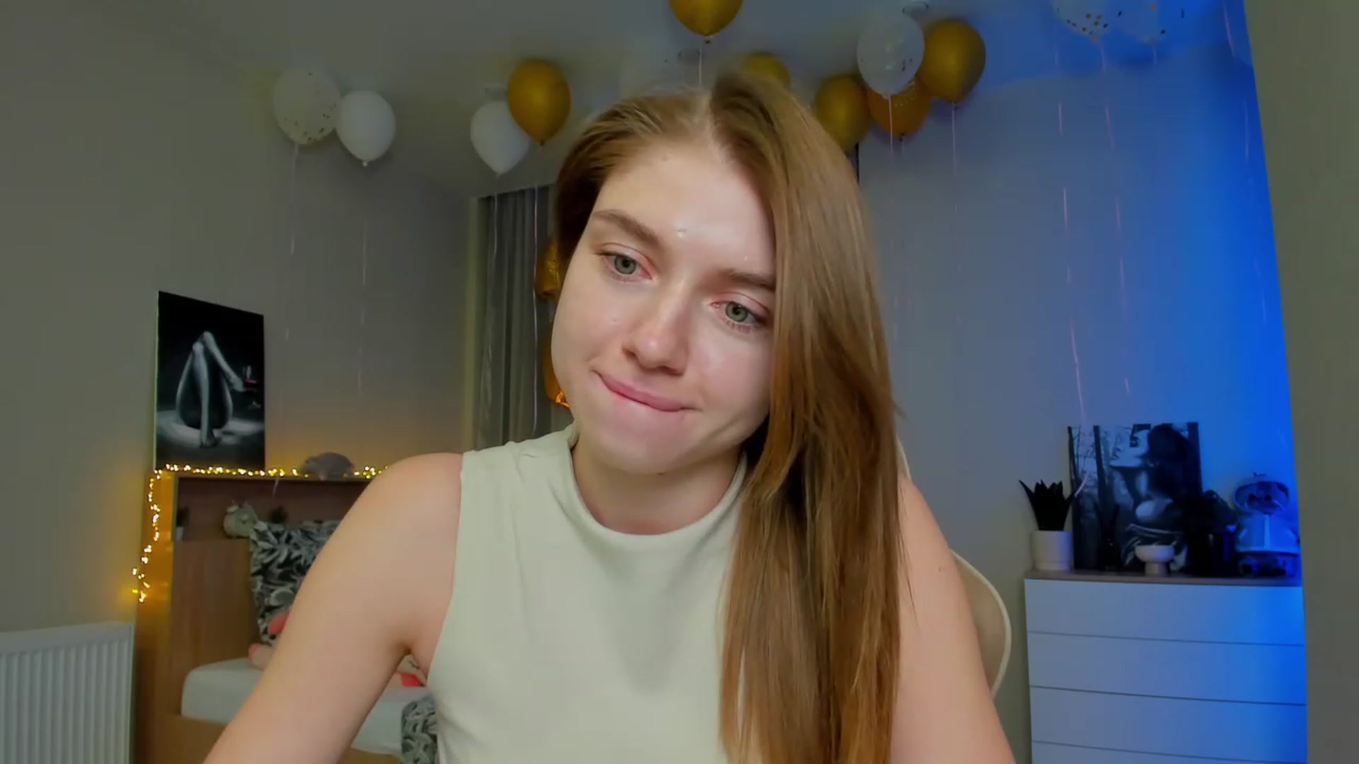 Gallery image thumbnail from Make_my_Luck's myfreecams stream on, 03/12/2024, 18:02 image 9 of 20