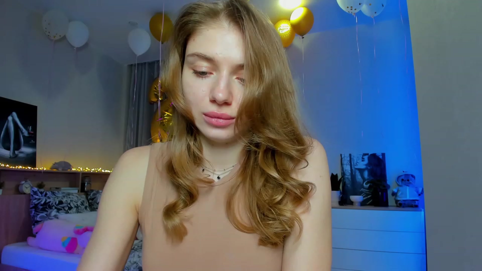 Gallery image thumbnail from Make_my_Luck's myfreecams stream on, 03/15/2024, 14:47 image 1 of 20