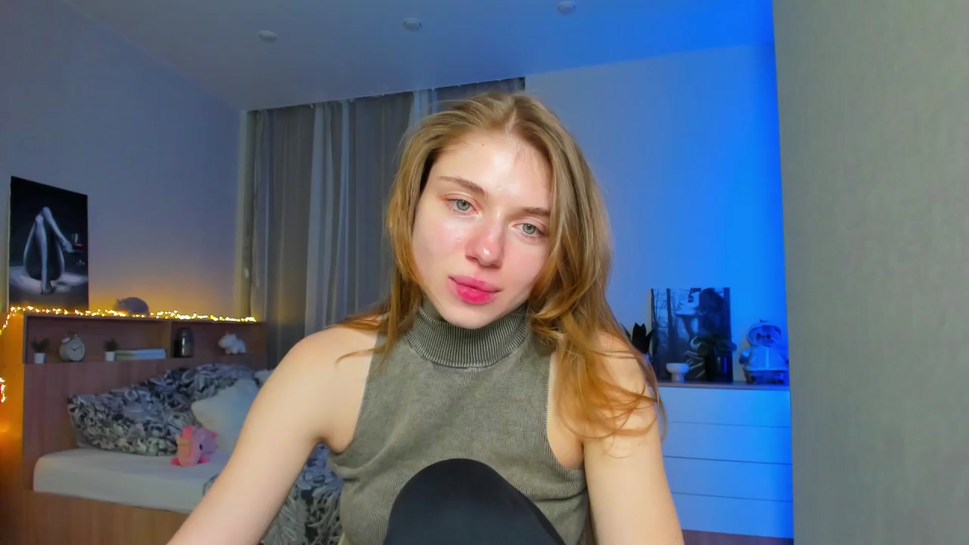 Gallery image thumbnail from Make_my_Luck's myfreecams stream on, 03/29/2024, 16:53 image 15 of 20