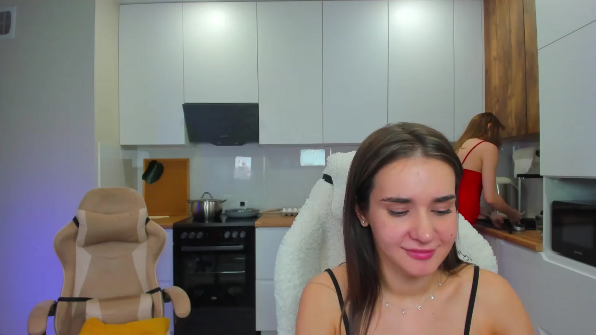 Gallery image thumbnail from Make_my_Luck's myfreecams stream on, 03/30/2024, 20:54 image 9 of 20