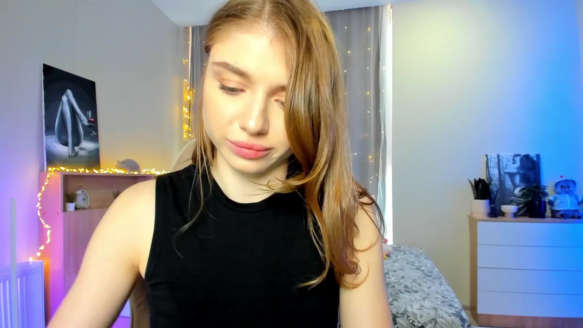 Gallery image thumbnail from Make_my_Luck's myfreecams stream on, 04/03/2024, 07:29 image 14 of 20