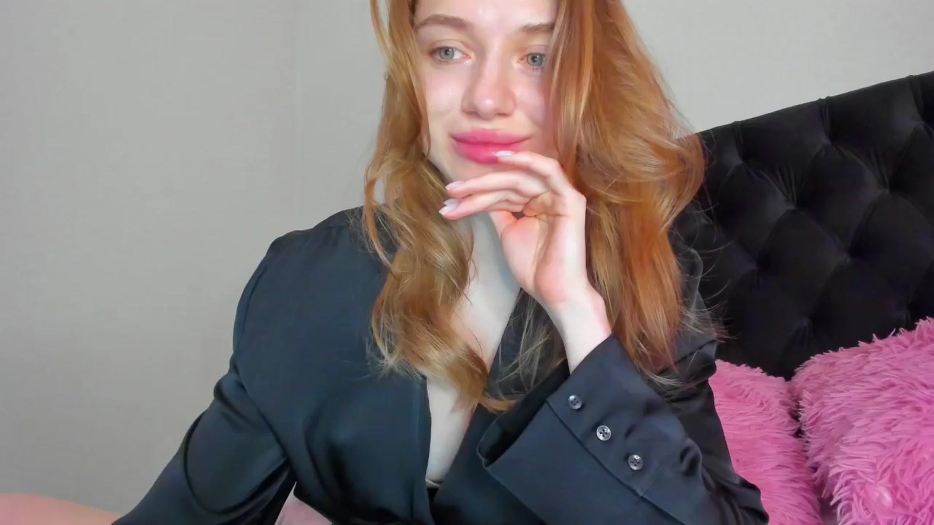 Gallery image thumbnail from Make_my_Luck's myfreecams stream on, 04/05/2024, 20:28 image 3 of 20