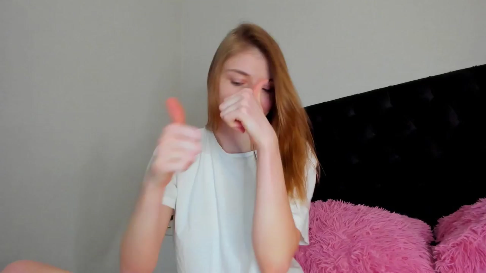 Gallery image thumbnail from Make_my_Luck's myfreecams stream on, 04/10/2024, 20:41 image 9 of 20