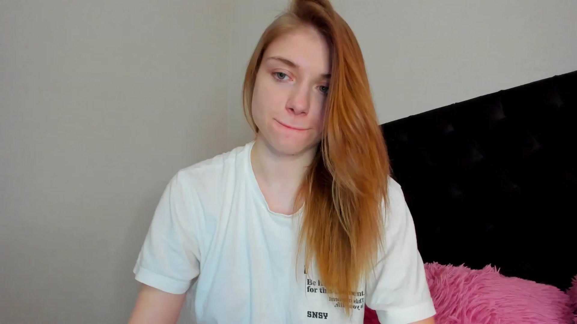 Gallery image thumbnail from Make_my_Luck's myfreecams stream on, 04/10/2024, 20:41 image 14 of 20