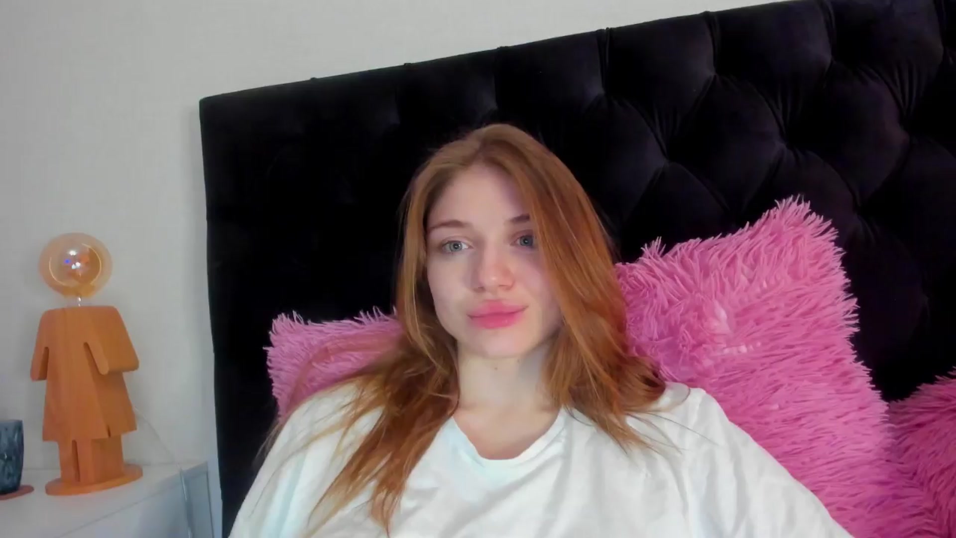 Gallery image thumbnail from Make_my_Luck's myfreecams stream on, 04/10/2024, 21:21 image 8 of 20