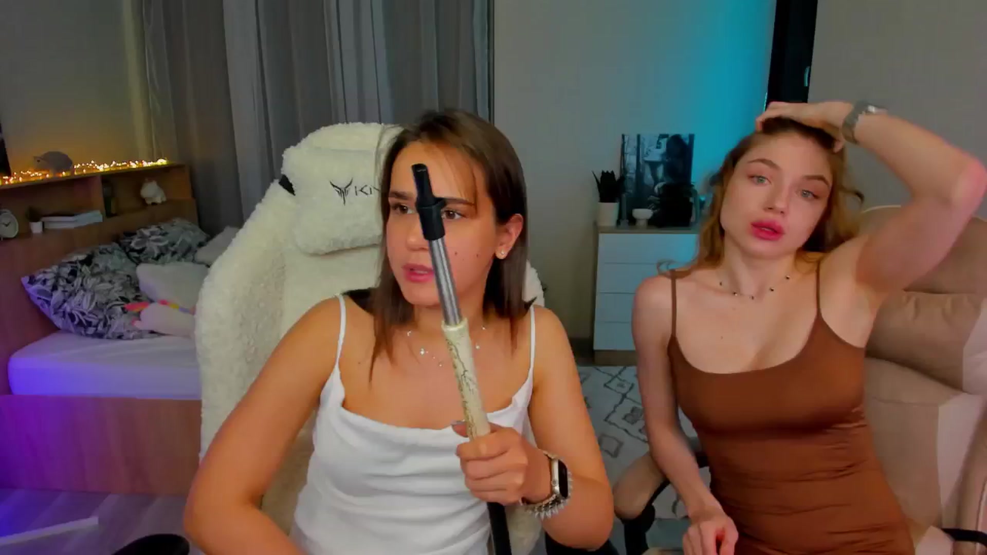Gallery image thumbnail from Make_my_Luck's myfreecams stream on, 05/11/2024, 17:10 image 1 of 20
