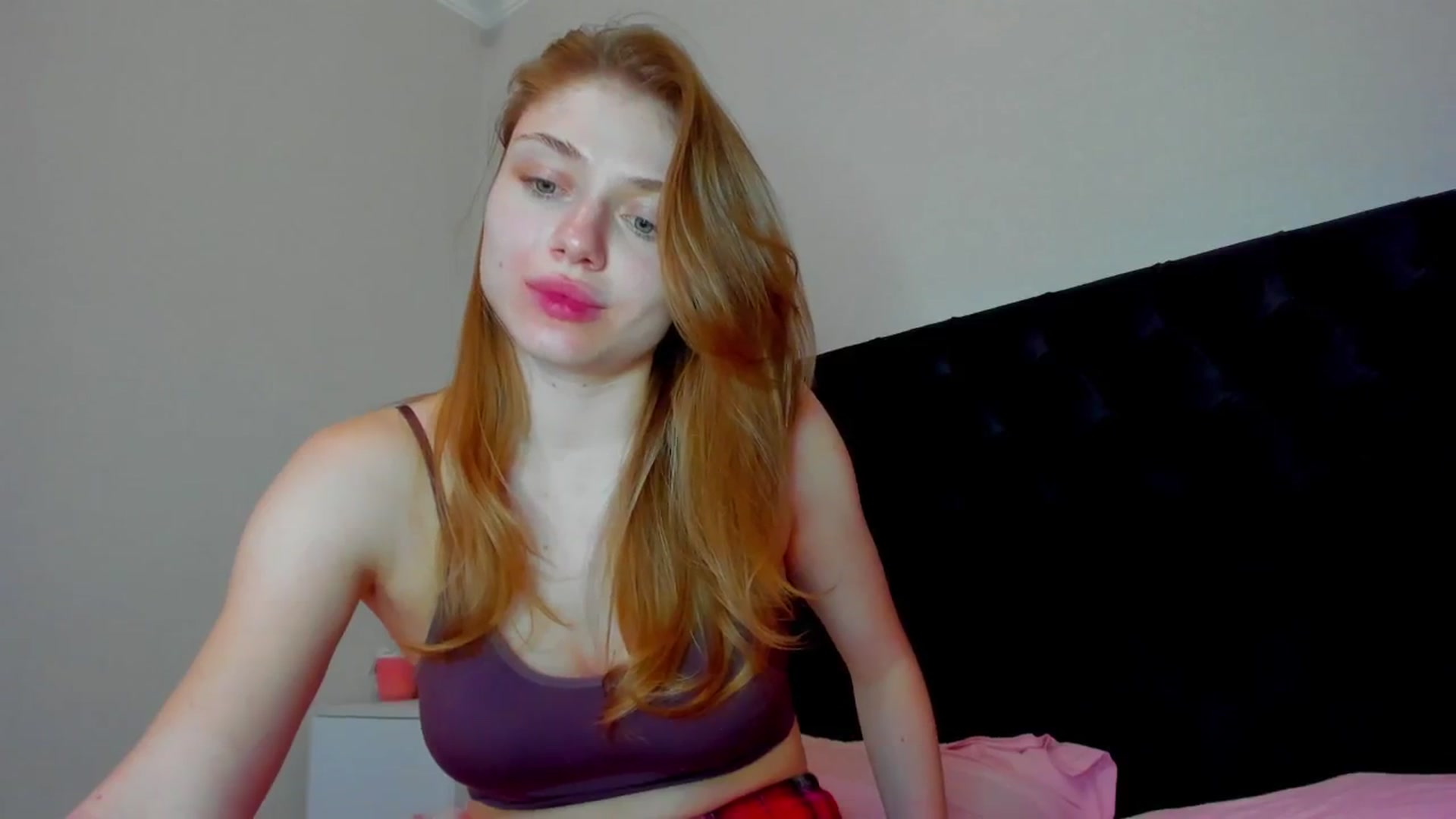Gallery image thumbnail from Make_my_Luck's myfreecams stream on, 05/13/2024, 21:18 image 5 of 20