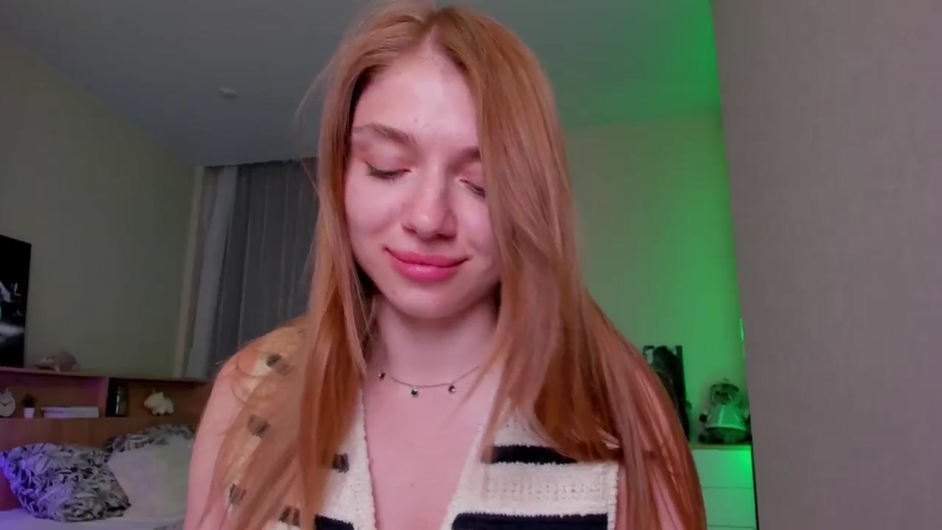 Gallery image thumbnail from Make_my_Luck's myfreecams stream on, 05/27/2024, 15:01 image 6 of 20