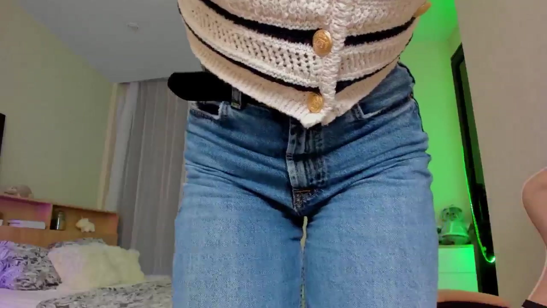 Gallery image thumbnail from Make_my_Luck's myfreecams stream on, 05/27/2024, 15:01 image 7 of 20