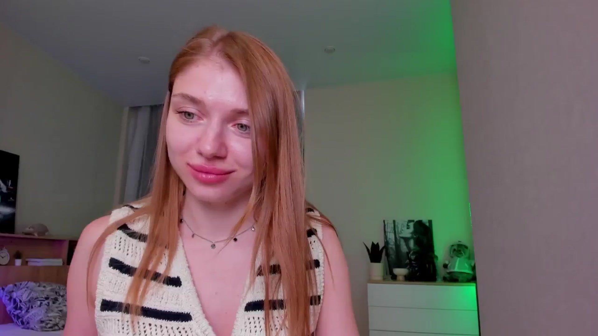 Gallery image thumbnail from Make_my_Luck's myfreecams stream on, 05/27/2024, 15:01 image 5 of 20