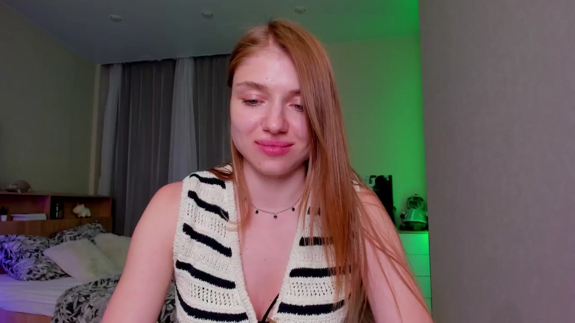 Gallery image thumbnail from Make_my_Luck's myfreecams stream on, 05/27/2024, 16:10 image 17 of 20