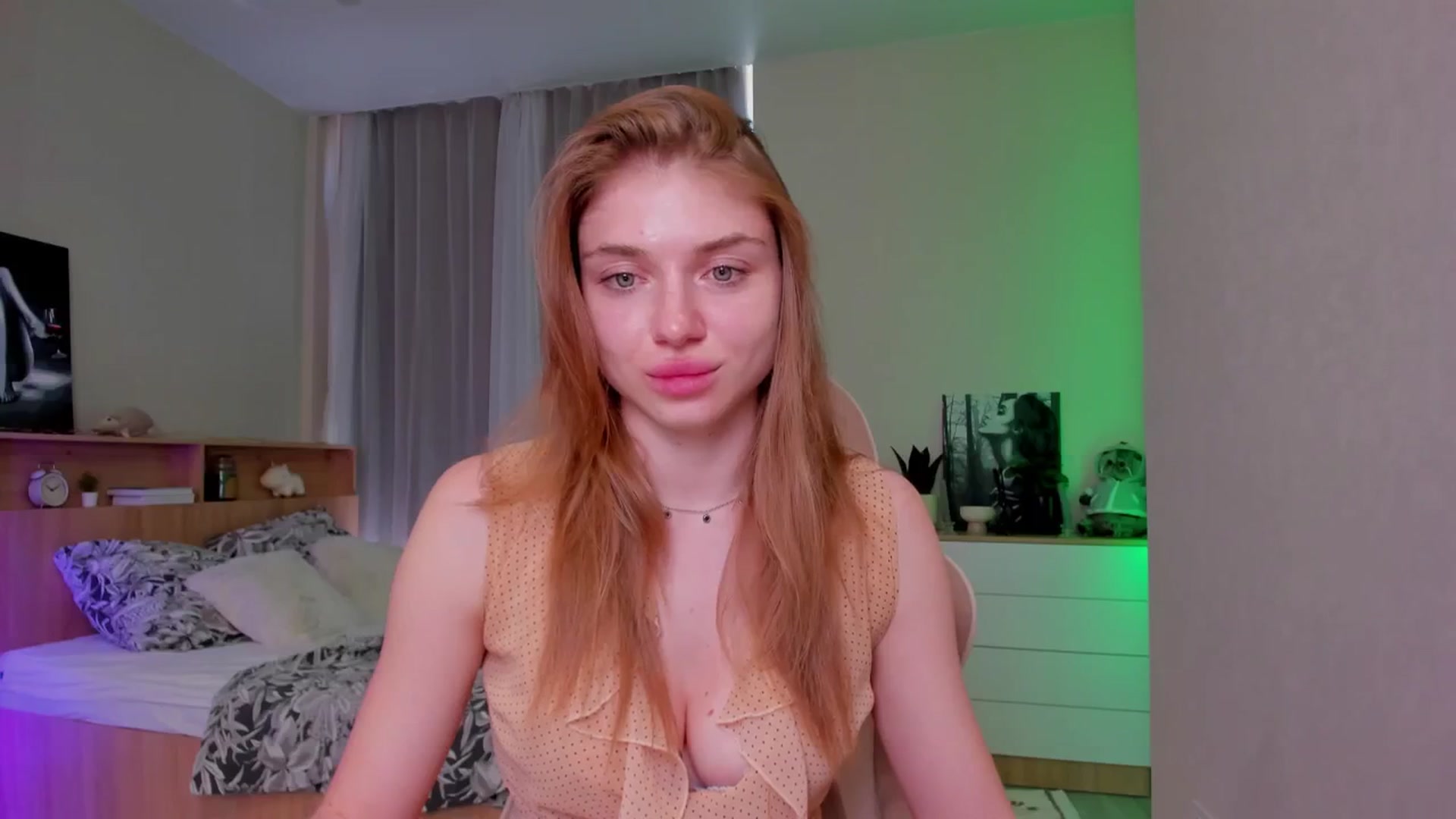 Gallery image thumbnail from Make_my_Luck's myfreecams stream on, 05/28/2024, 10:21 image 2 of 20