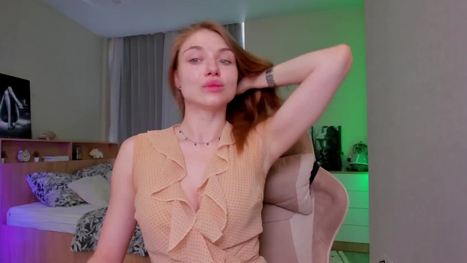 Gallery image thumbnail from Make_my_Luck's myfreecams stream on, 05/28/2024, 10:21 image 1 of 20