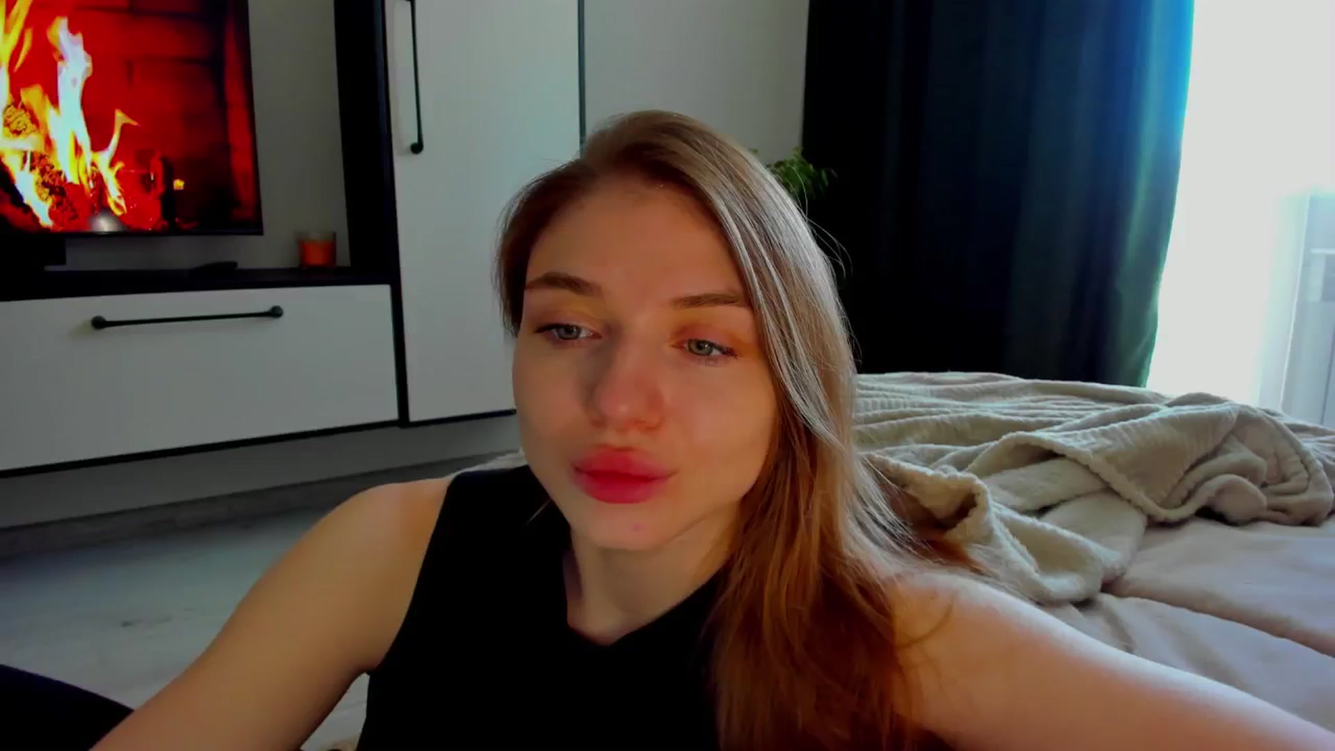 Gallery image thumbnail from Make_my_Luck's myfreecams stream on, 05/30/2024, 07:17 image 15 of 20